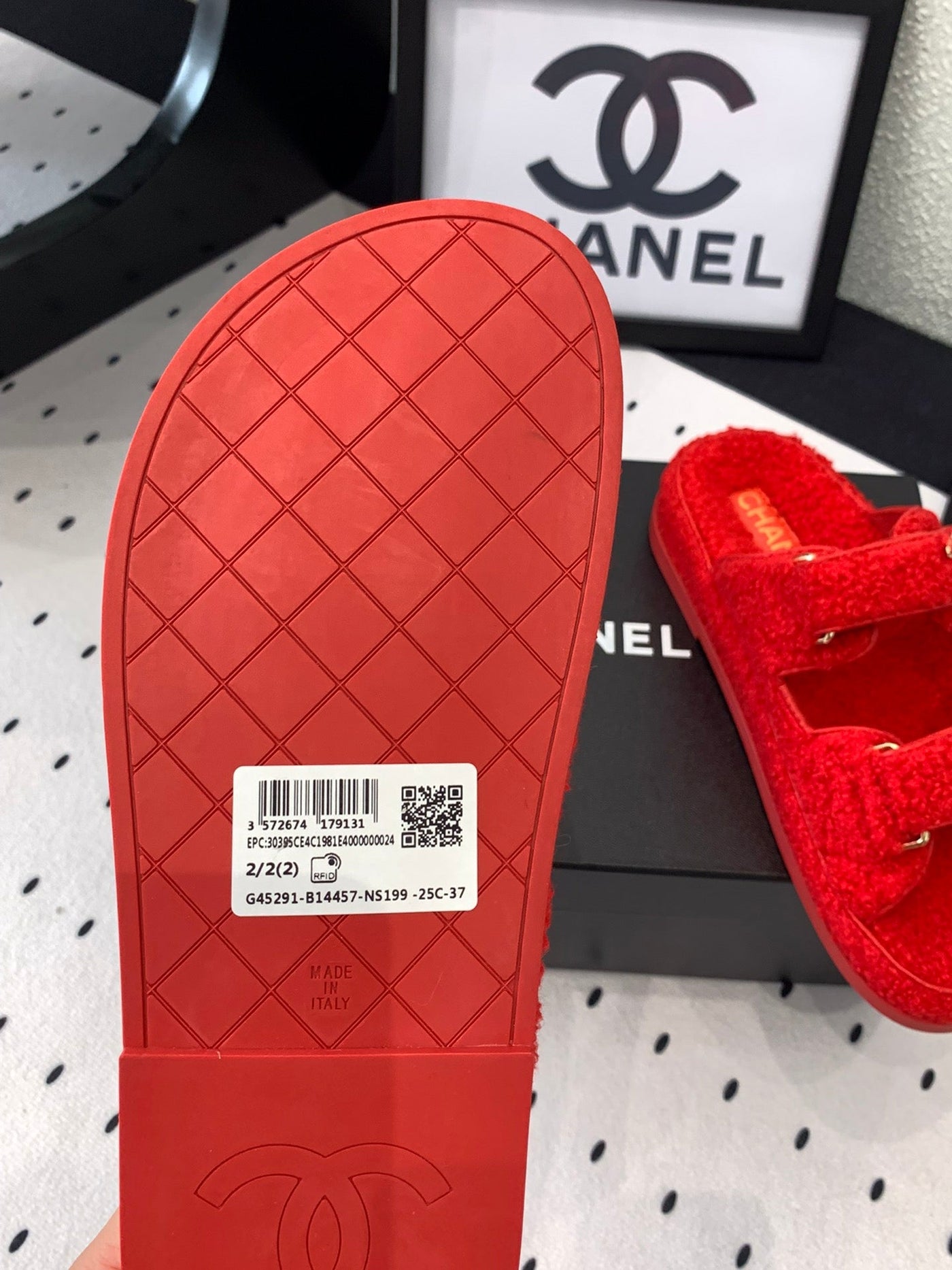 CC DAD SANDAL MULE IN CRIMSON RED LAMB FUR - Product Image 9