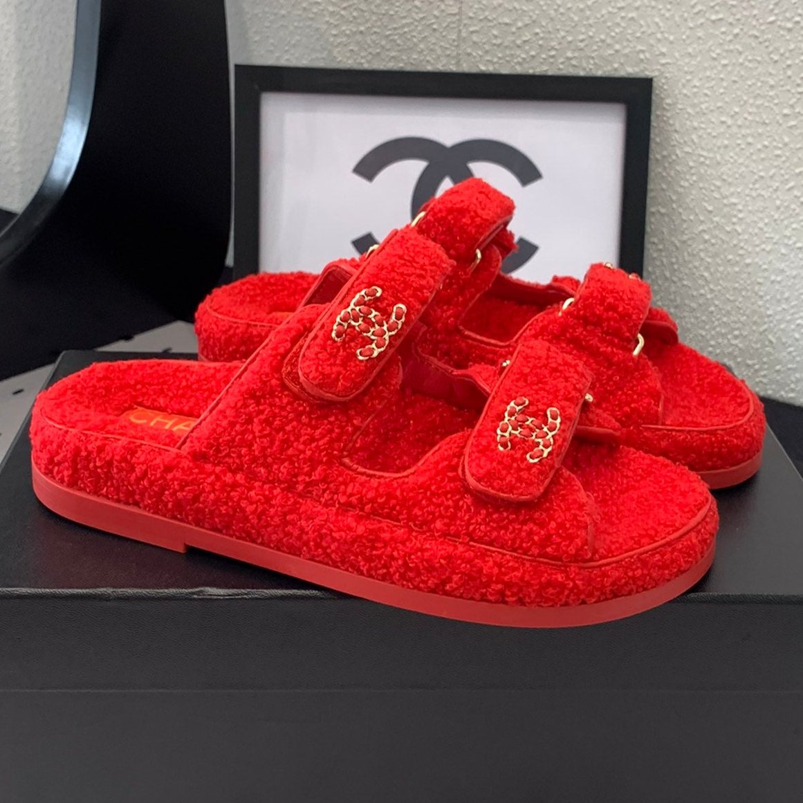 CC DAD SANDAL MULE IN CRIMSON RED LAMB FUR | Studio Nafay