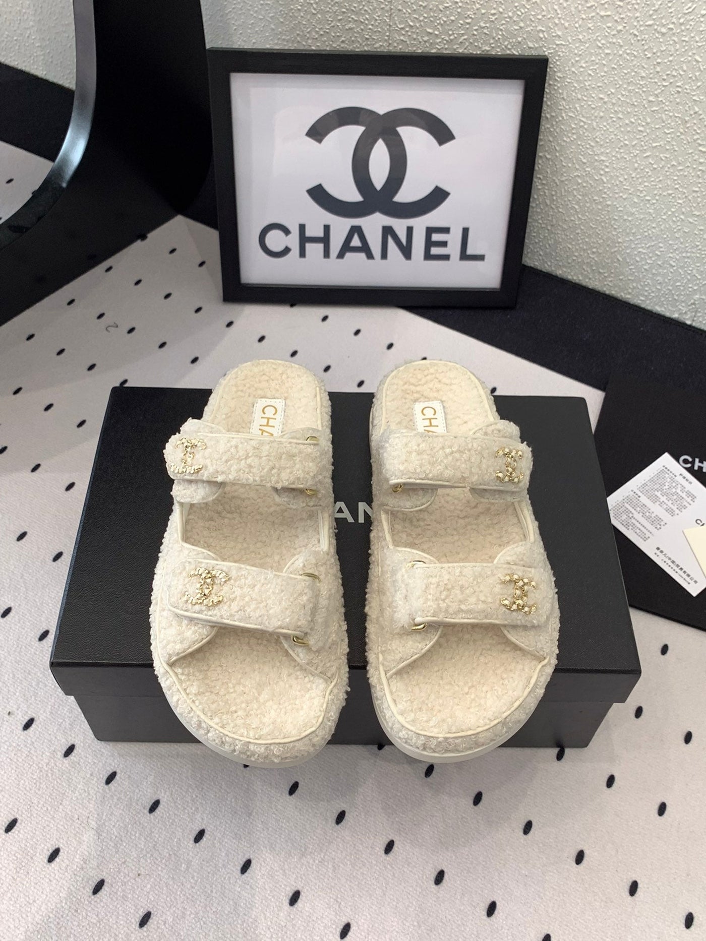 CC DAD SANDAL MULE IN WHITE LAMB FUR - Product Image 2