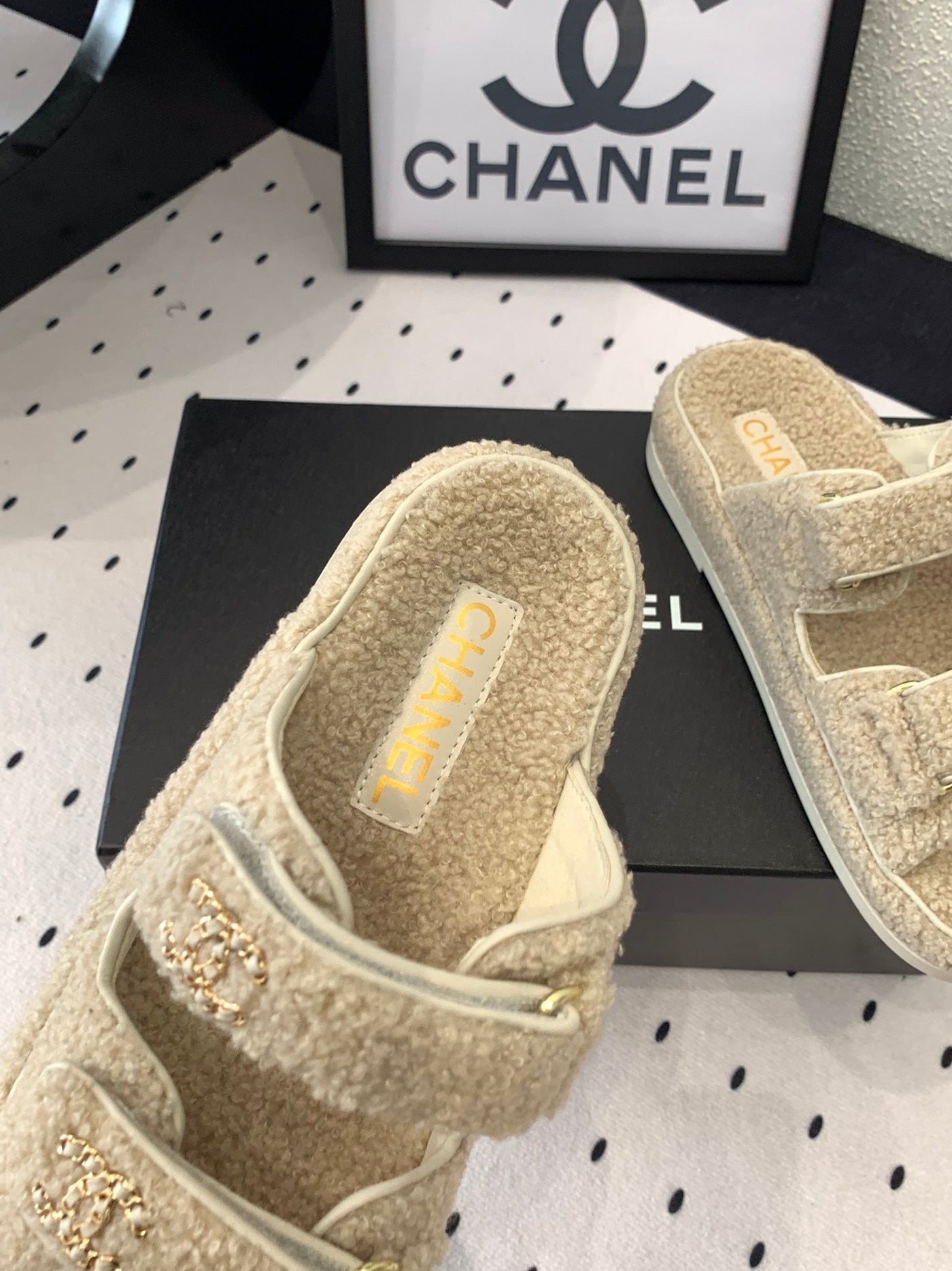 CC DAD SANDAL MULE IN ECRU BEIGE LAMB FUR - Product Image 7