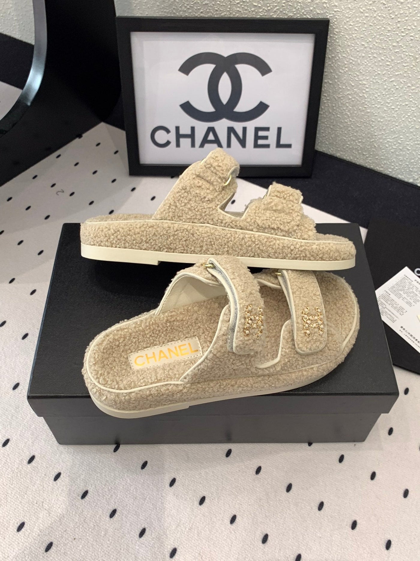 CC DAD SANDAL MULE IN ECRU BEIGE LAMB FUR - Product Image 3