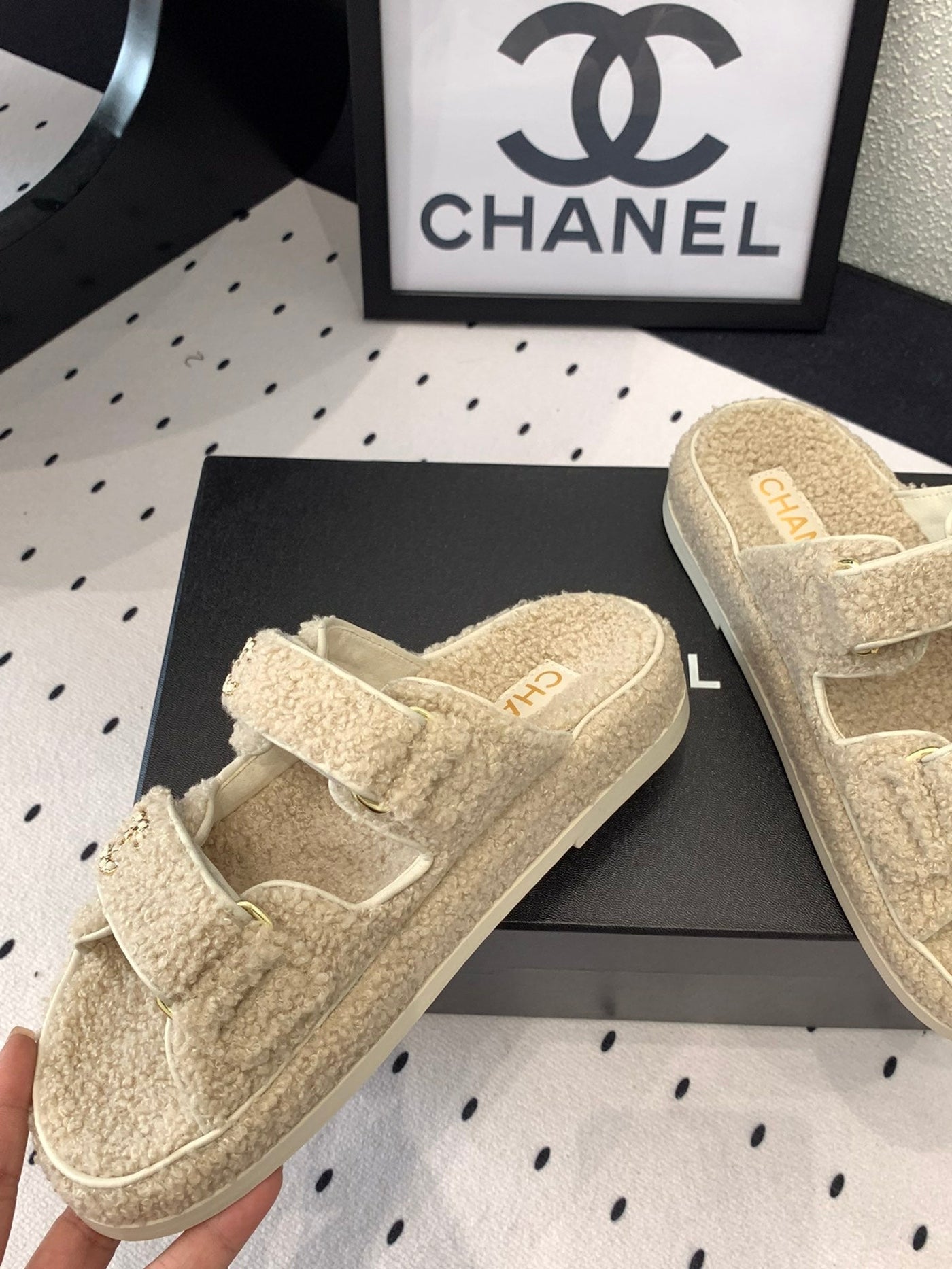 CC DAD SANDAL MULE IN ECRU BEIGE LAMB FUR - Product Image 6