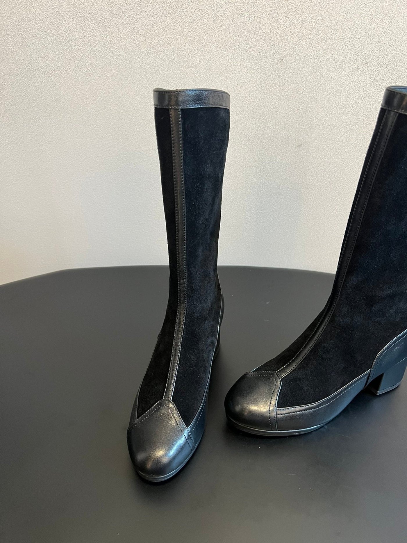 CC 25 Martin Boot Black Suede Sheepskin 408608 - Product Image 4