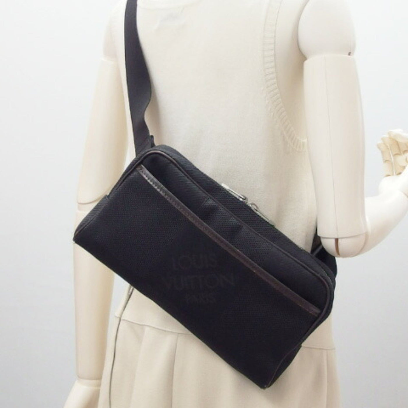Louis Vuitton Damier Geant Fanny Pack Sling Bag