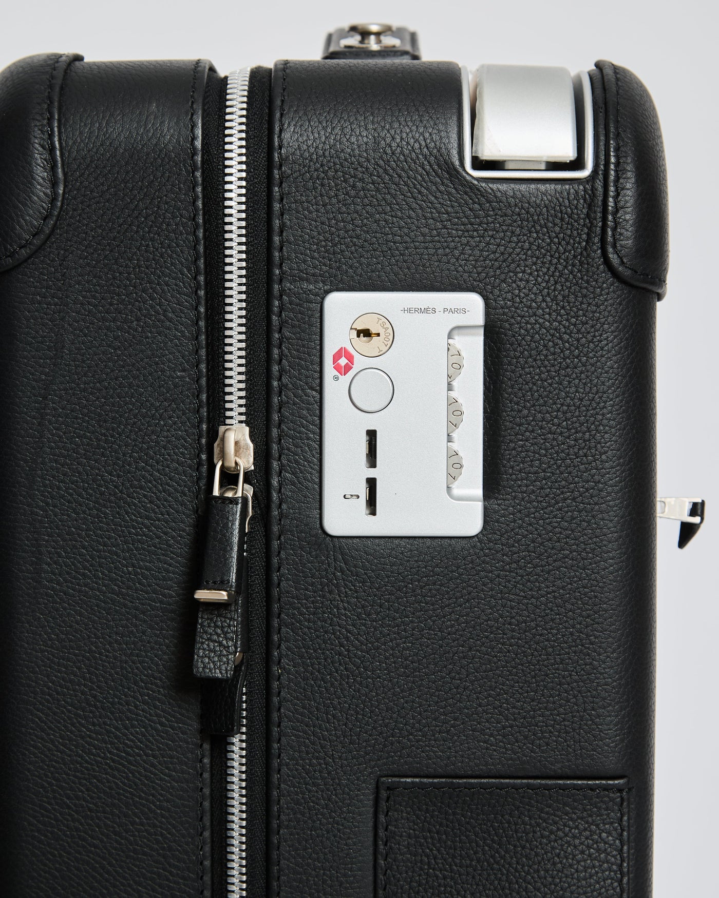 *HOT* Hermes Rolling Mobility Suitcase in Black with Black Clemence Leather Trim and Aluminium Hardware - Product Image 6