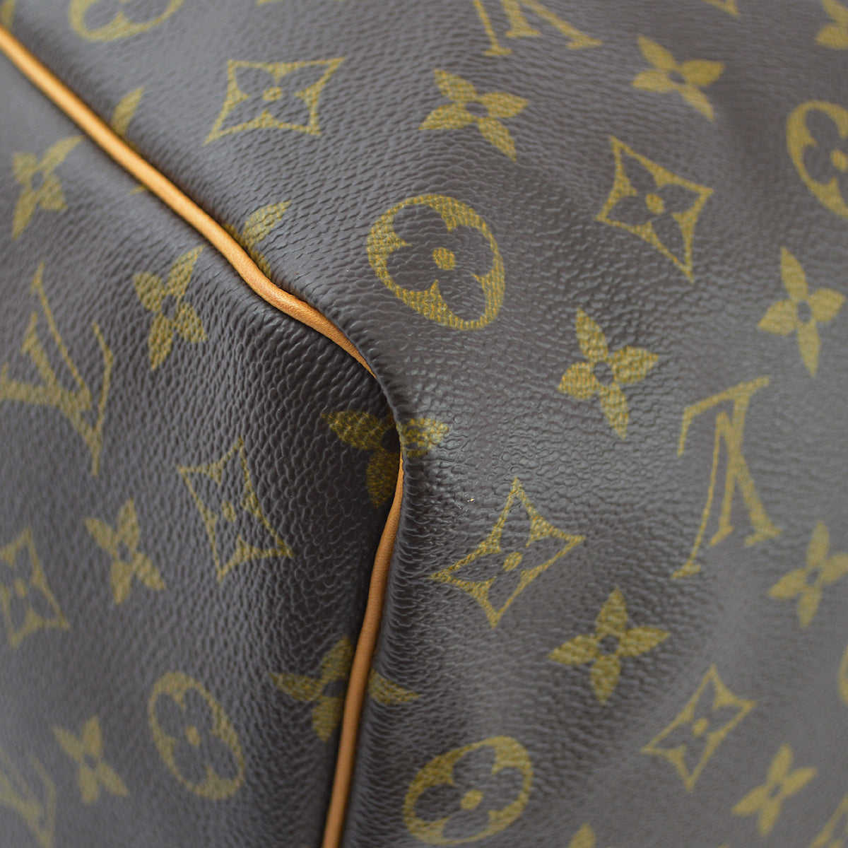 Louis Vuitton Monogram Keepall 50 Duffle Travel Handbag