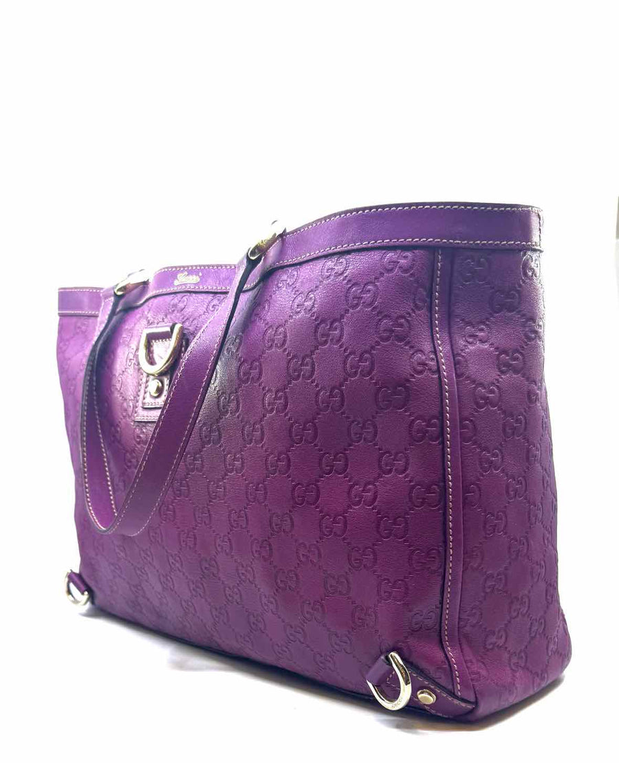 GUCCI Raspberry Leather LOGO Handbag | Studio Nafay