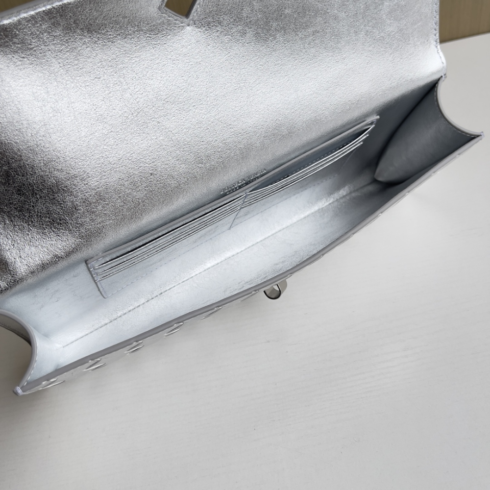 Andiamo Intrecciato Metallic Leather Long Clutch In Silver Designer Clutch for Women - Product Image 10