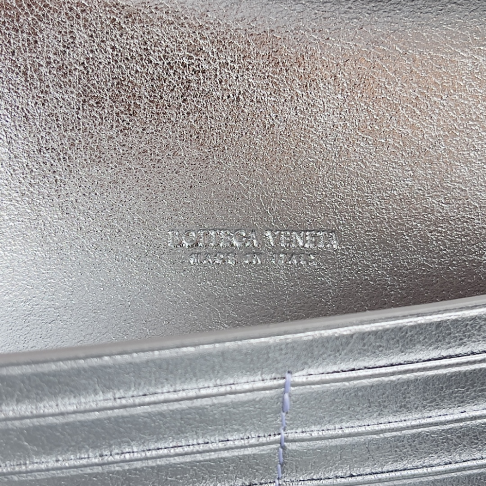 Andiamo Intrecciato Metallic Leather Long Clutch In Silver Designer Clutch for Women - Product Image 8