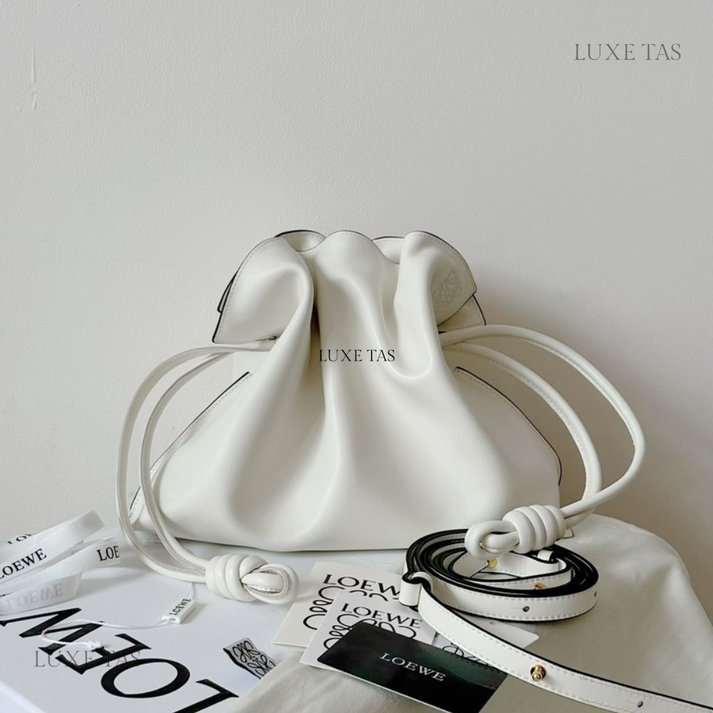 Angora Flamenco Clutch In Nappa Calfskin Leather Crossbody Bag for Women - Product Image 2
