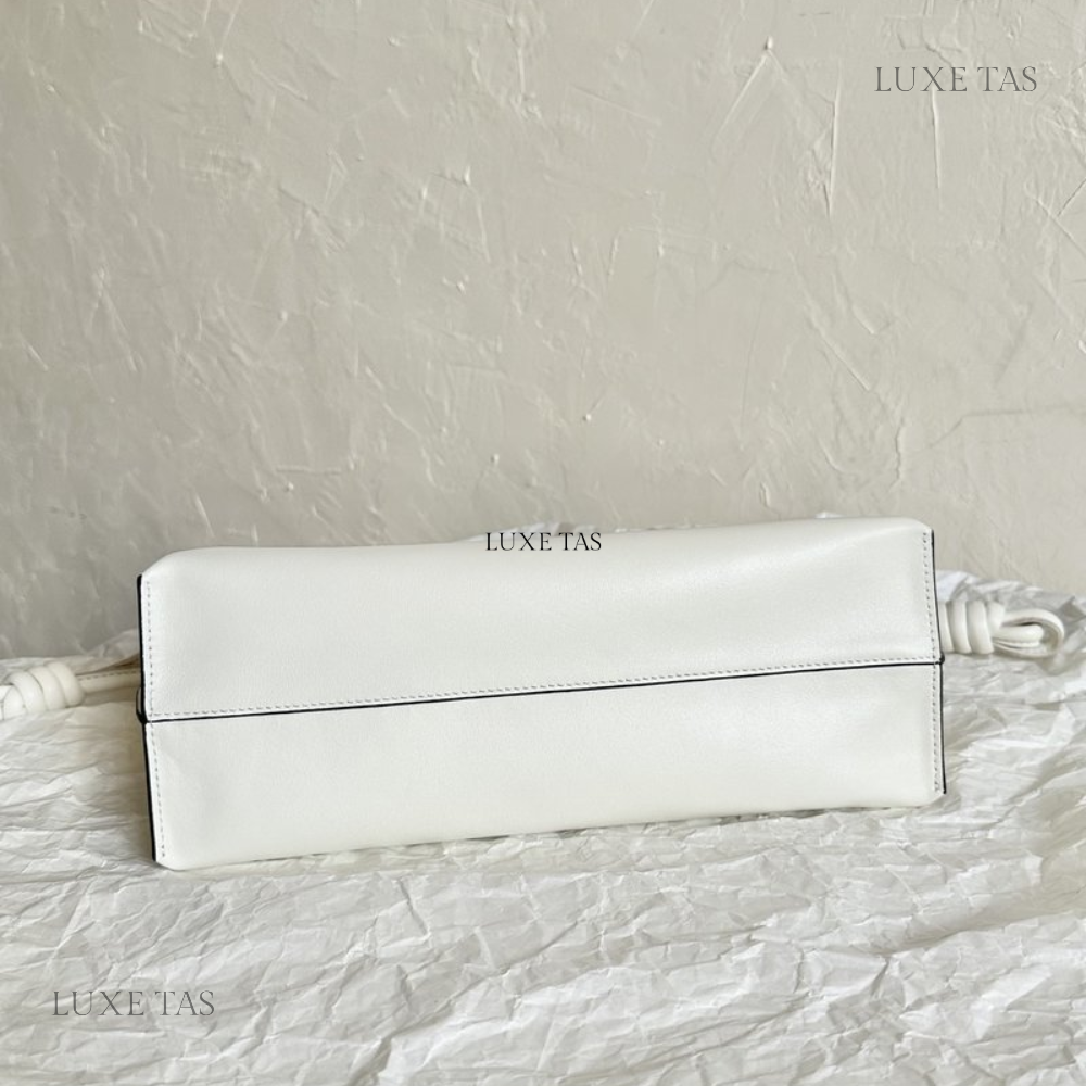 Angora Flamenco Clutch In Nappa Calfskin Leather Crossbody Bag for Women - Product Image 5