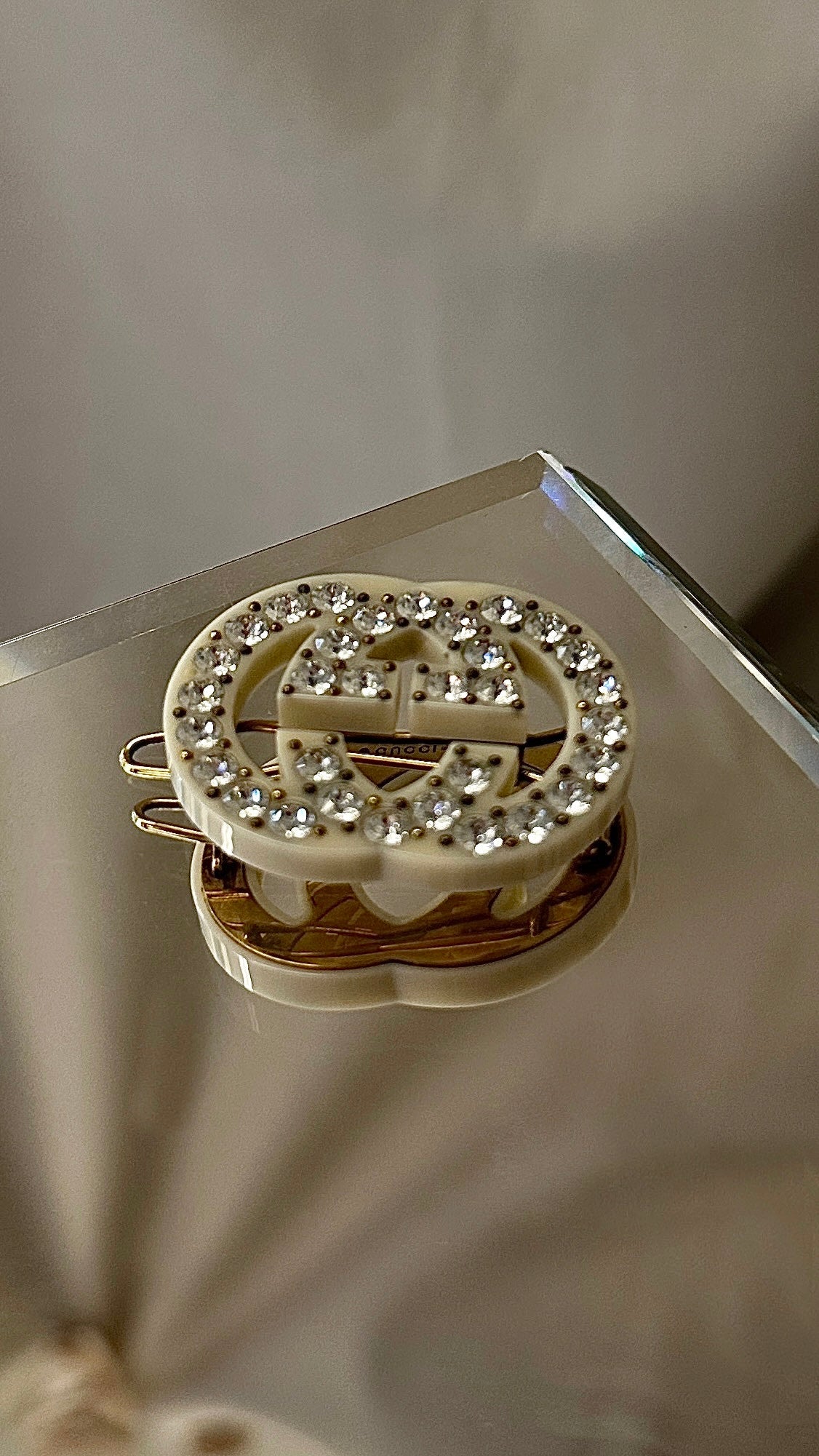 GUCCI Resin GG Crystal Hair Clips Ivory | Studio Nafay