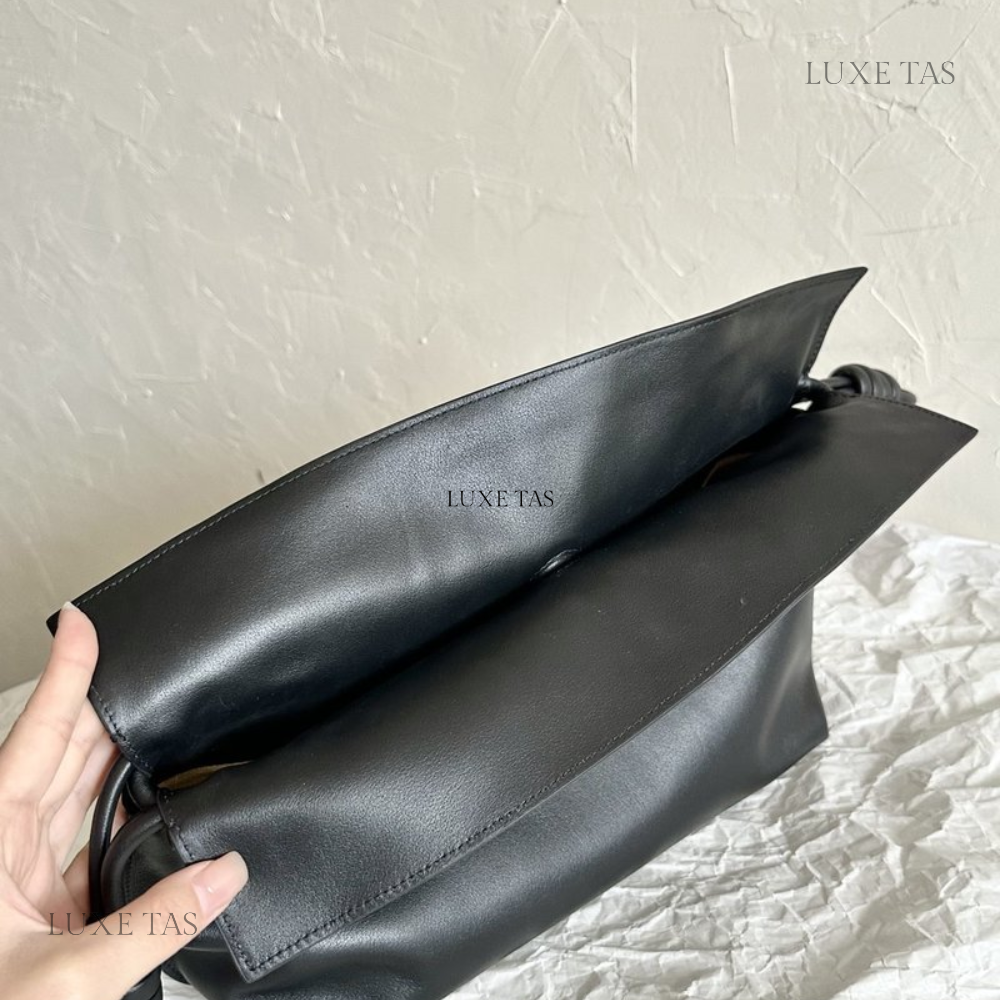 Black Flamenco Clutch In Nappa Calfskin Leather Crossbody Bag for Women - Product Image 9