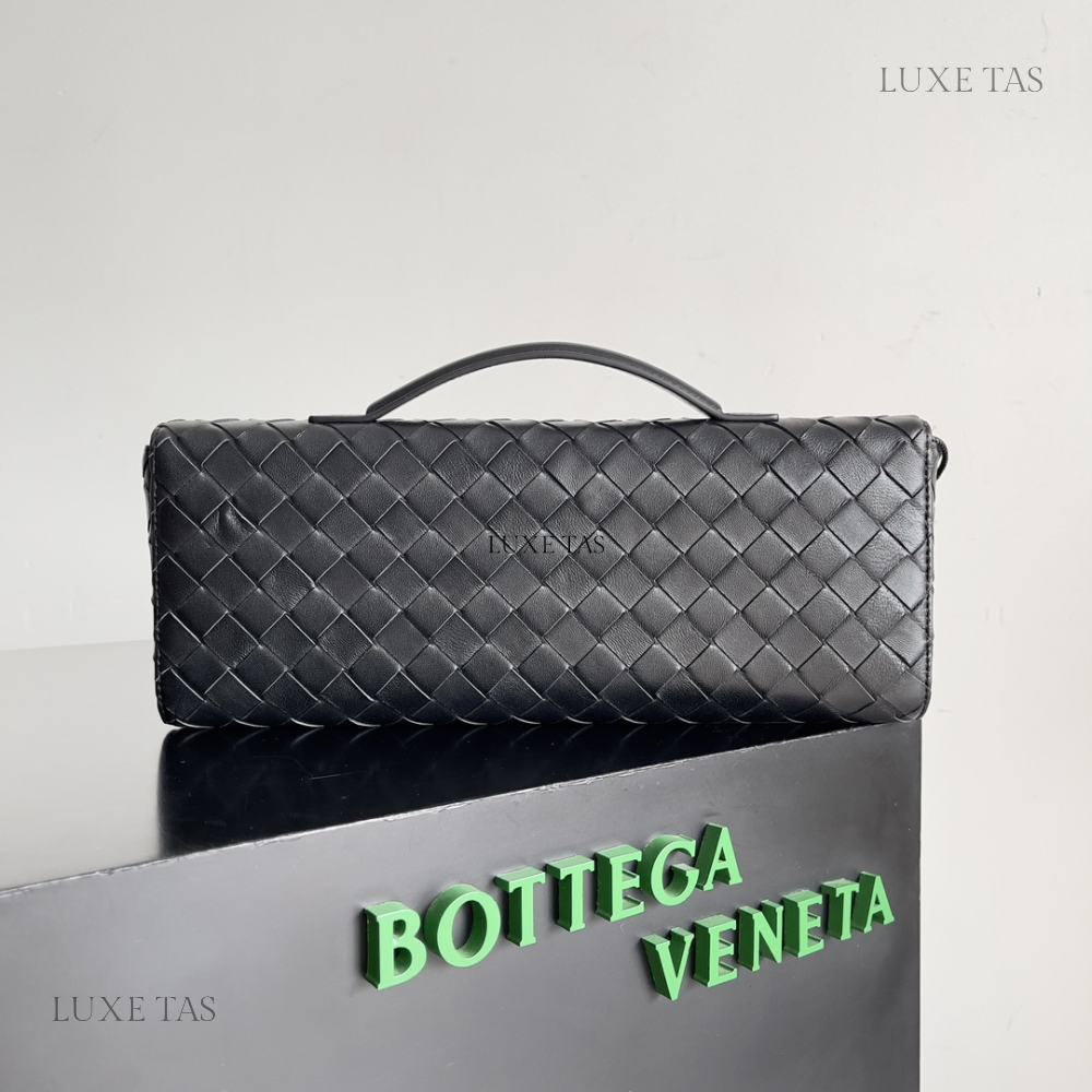 Black Long Clutch Andiamo With Handle Designer Clutch for Women - Product Image 3