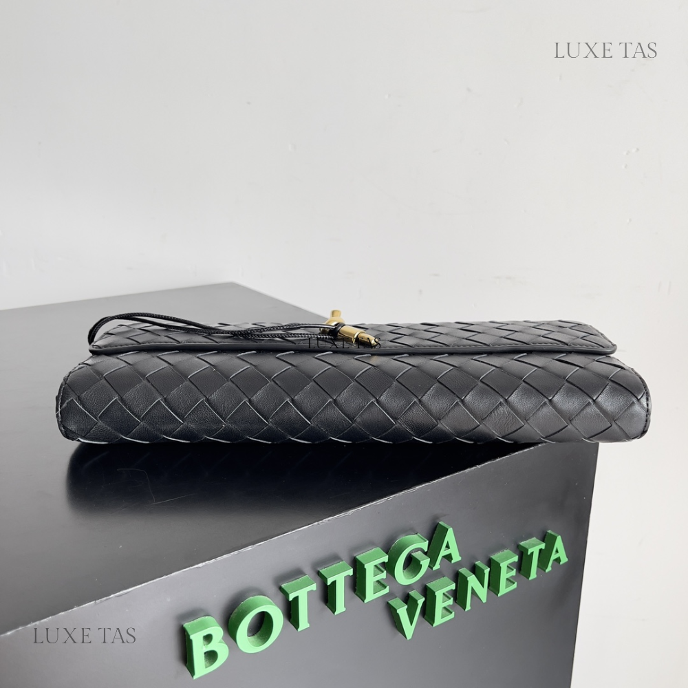 Black Long Clutch Andiamo With Handle Designer Clutch for Women - Product Image 5