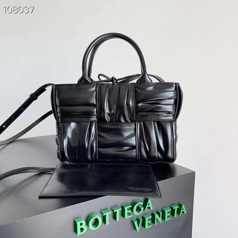 Bottega Veneta Tote Bag - Product Image 2