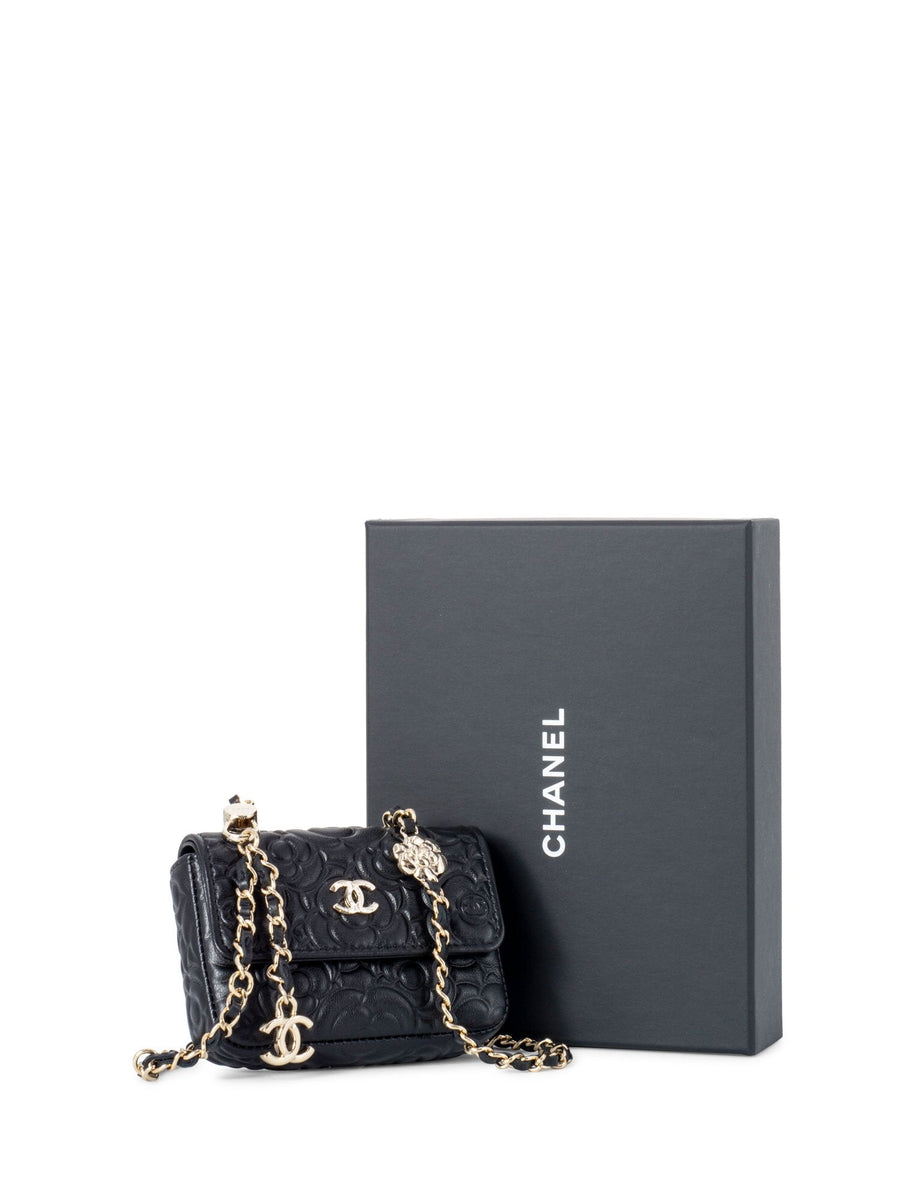 Chanel Camellia Quilted Leather Chain Belt Bag Black | Studio Nafay