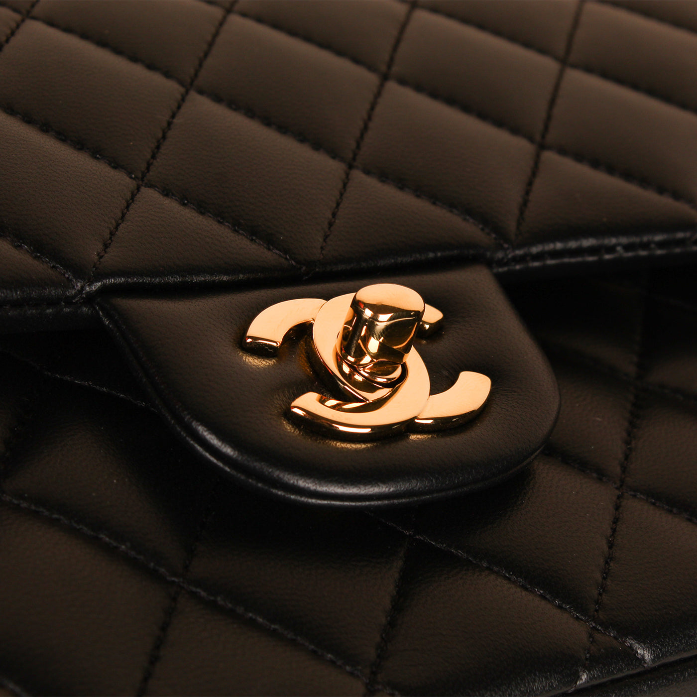 Classic Flap Bag Medium - Black Lambskin - Product Image 6