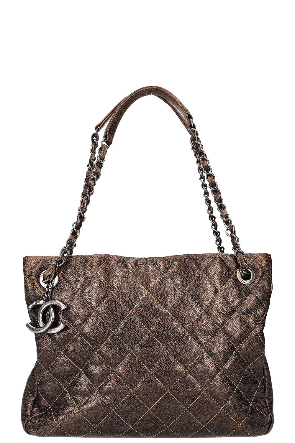 CHANEL Chic Shopping Tote Caviar Khaki | Studio Nafay