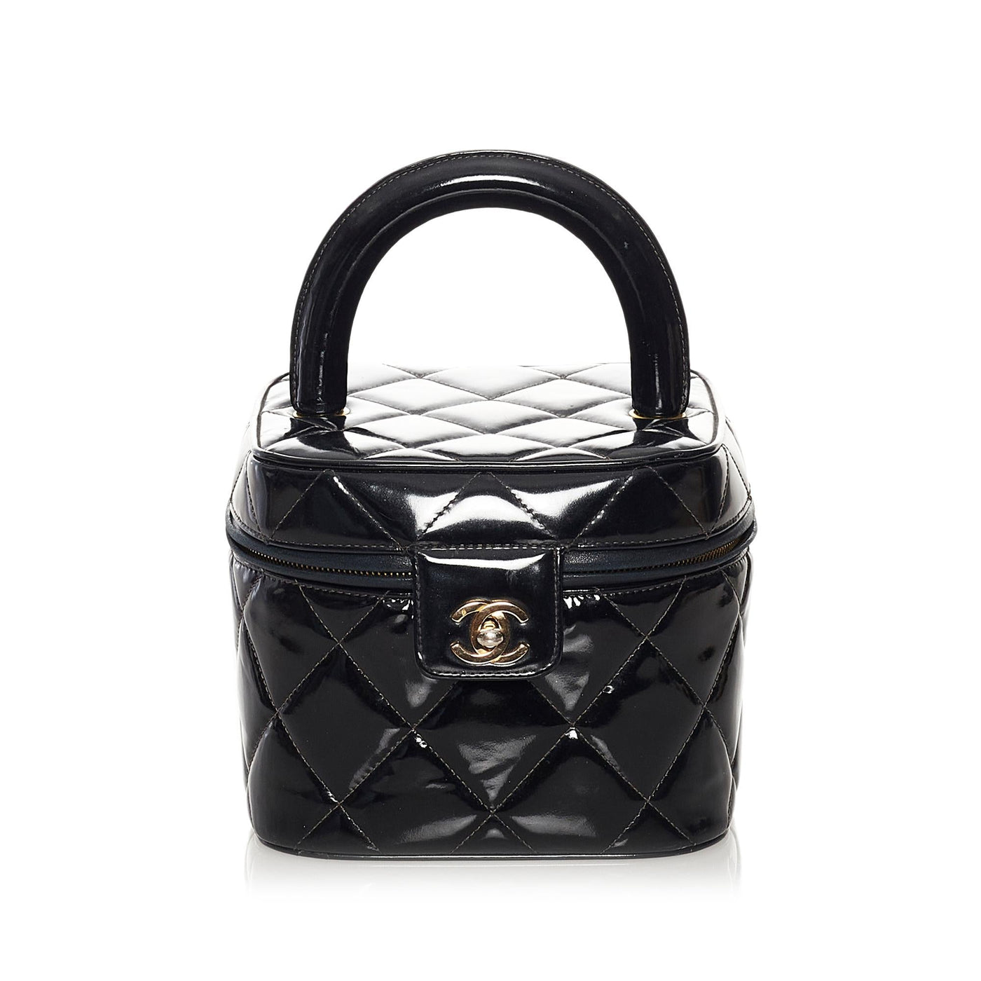 Chanel CC Matelasse Patent Leather Vanity Bag | Studio Nafay