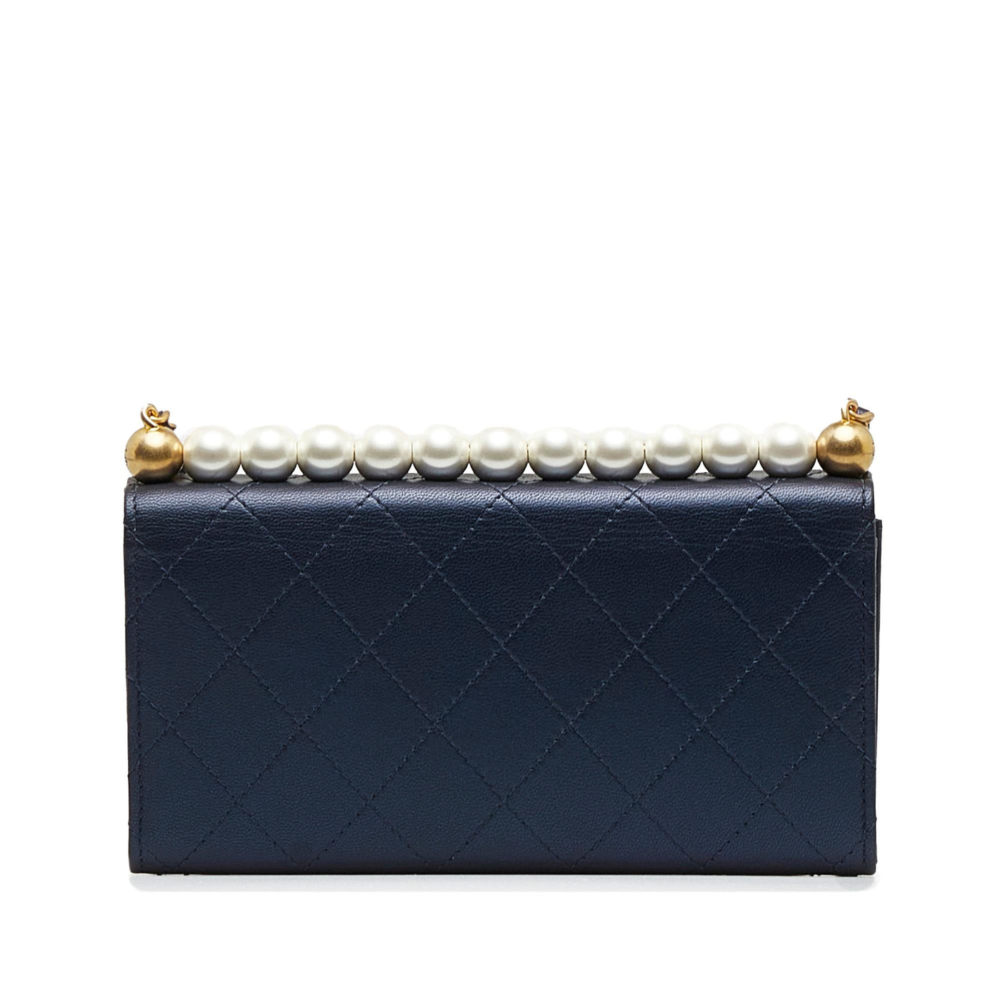 Chanel Goatskin Chic Pearls Clutch With Chain (SHG-6JqQUh) - Product Image 3