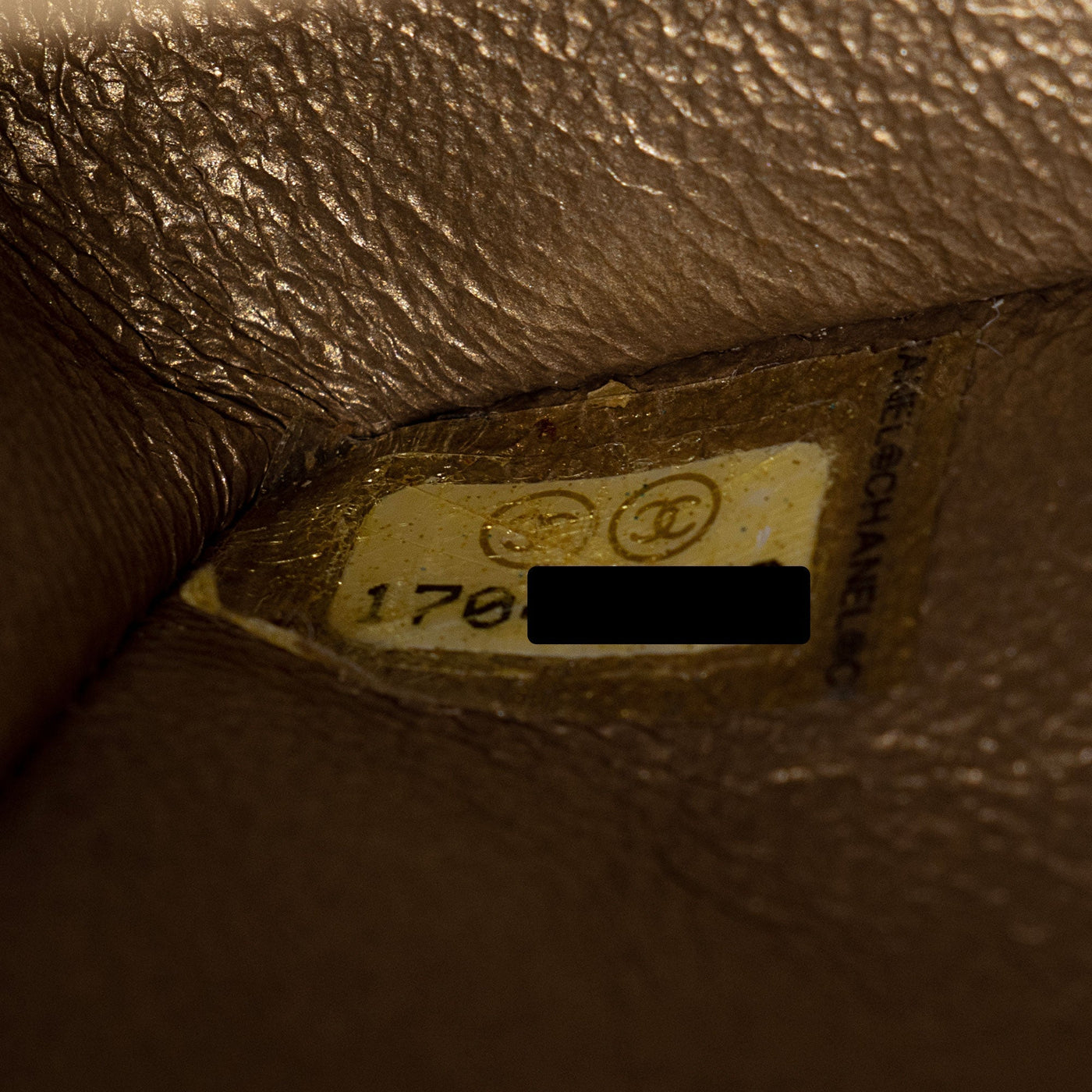 Chanel Metallic Lambskin Classic Maxi Double Flap Bag - Product Image 5