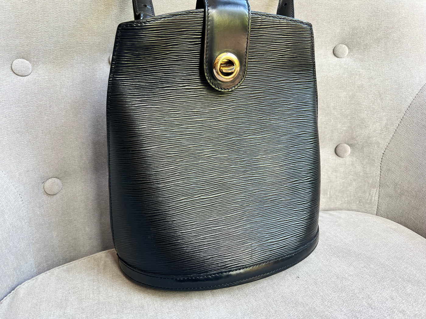 Louis Vuitton Black Epi Leather Cluny - Product Image 4