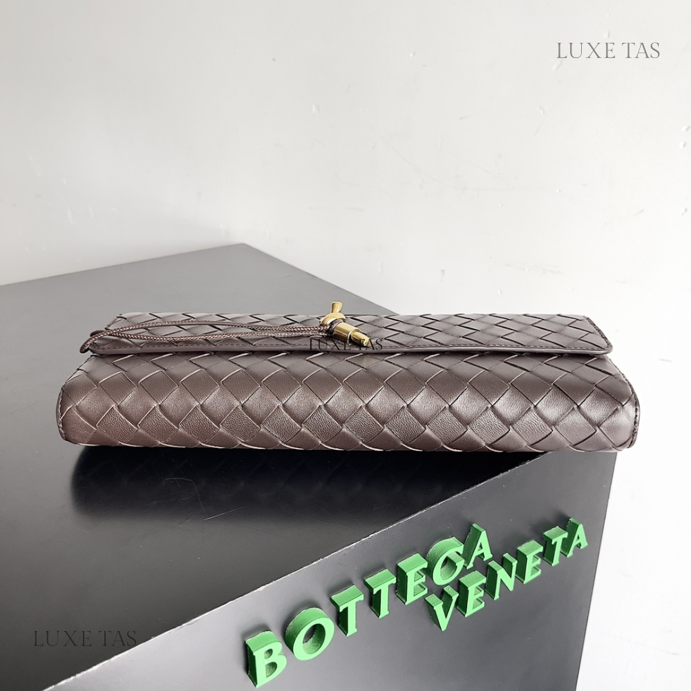 Fondant Long Clutch Andiamo With Handle Designer Clutch for Women - Product Image 4