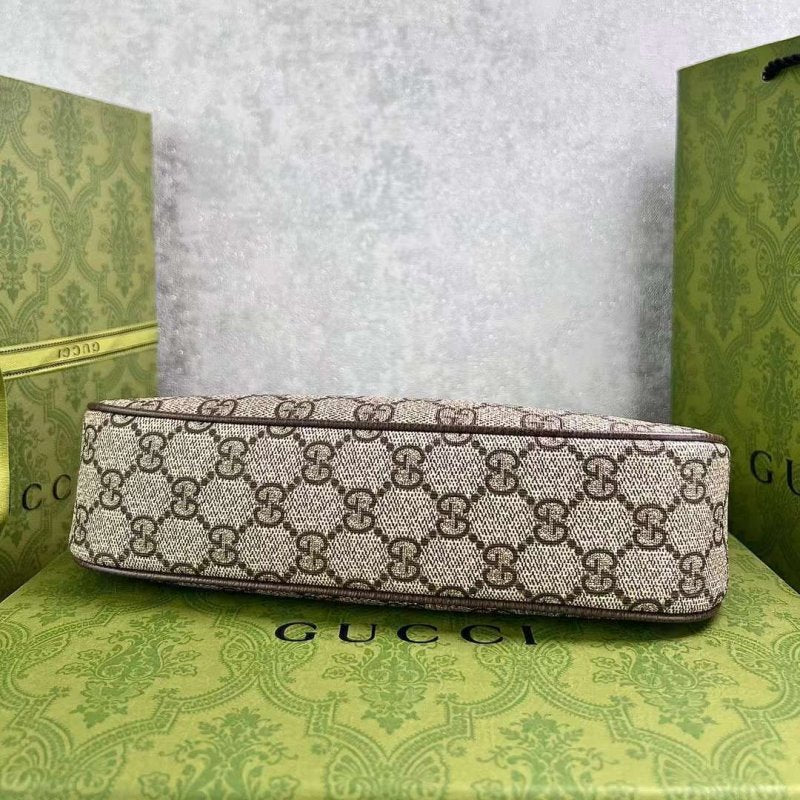 Gucci Underarm Bag - Product Image 4