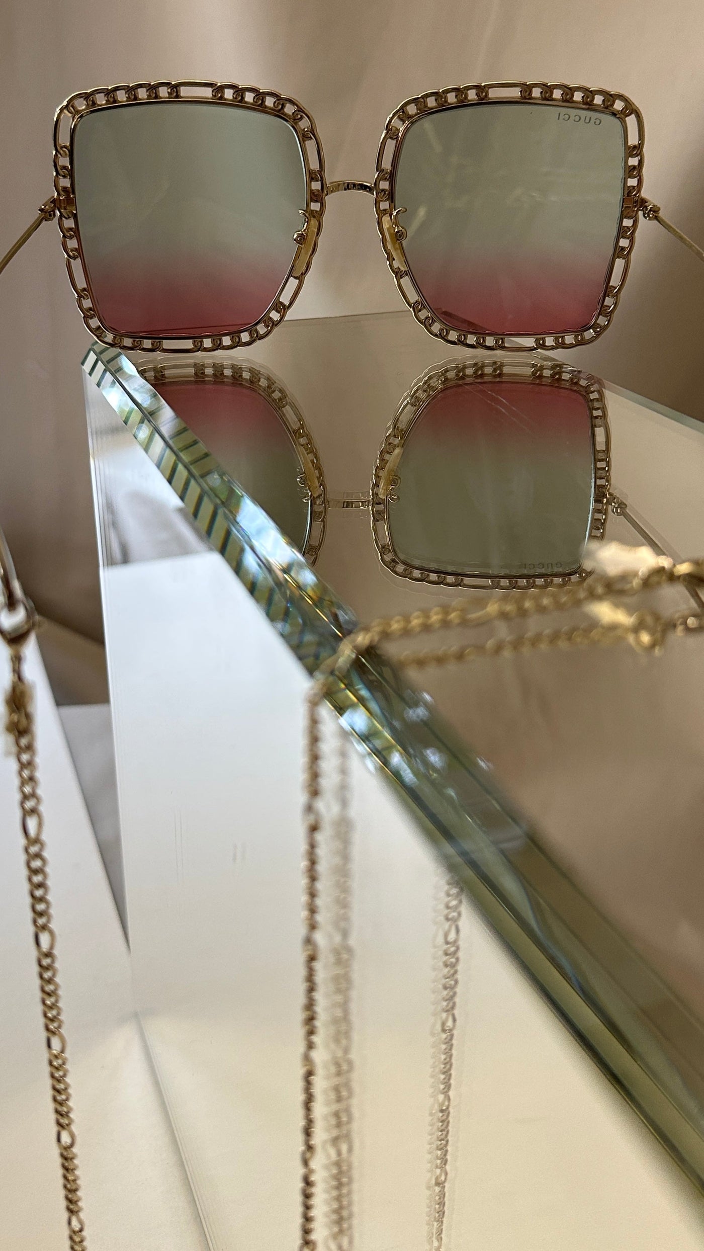 GUCCI Chain Sunglasses Gold - Product Image 2