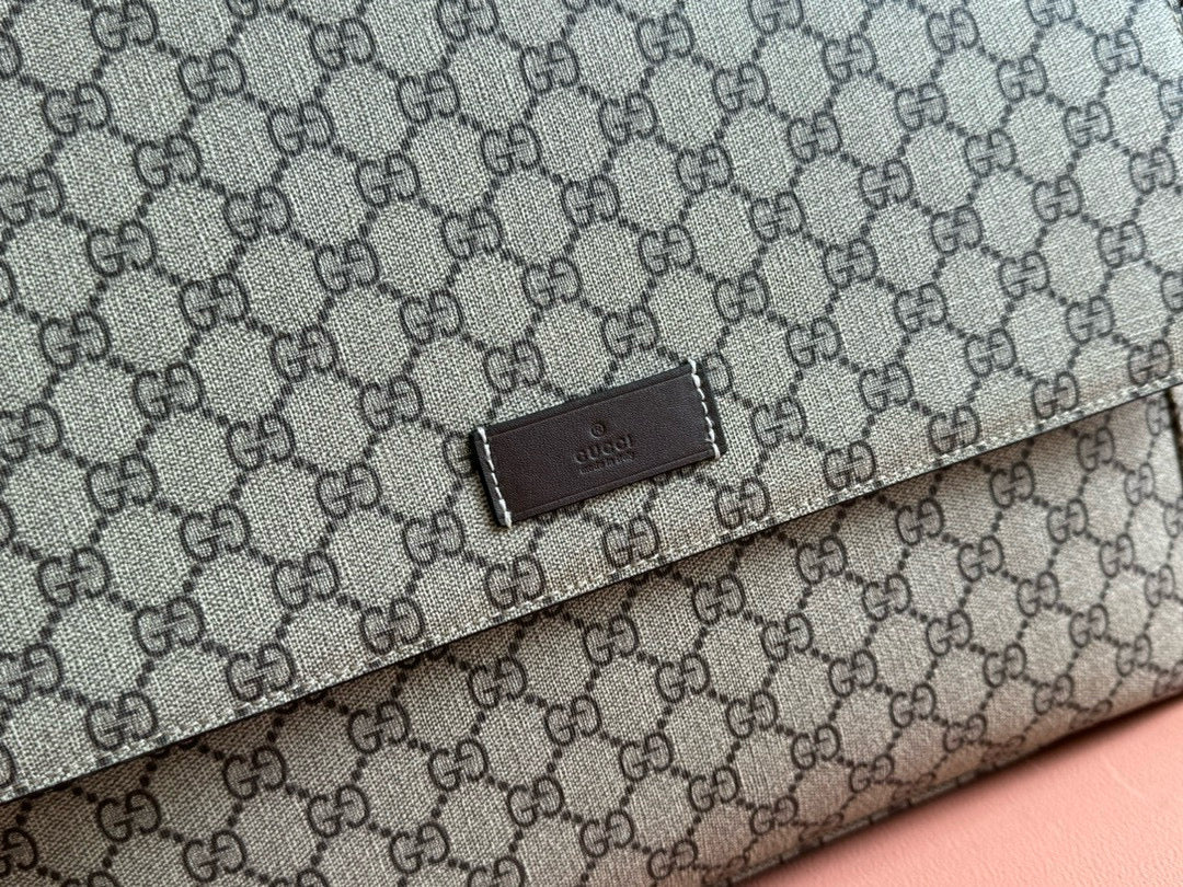 GC Large Changing Bag Beige Ebony Monogram Canvas - Product Image 4