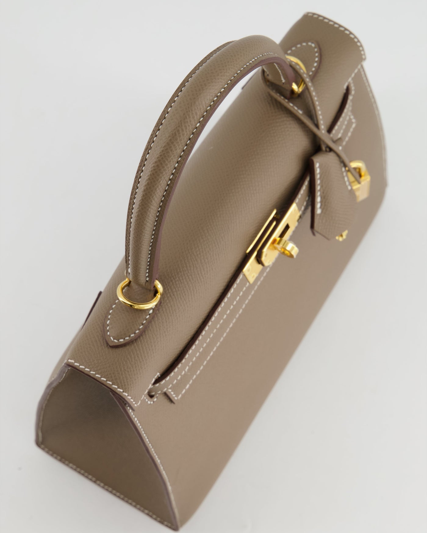 Hermes Kelly 25 Sellier Bag in Etoupe Epsom Leather and Gold Hardware - Product Image 15
