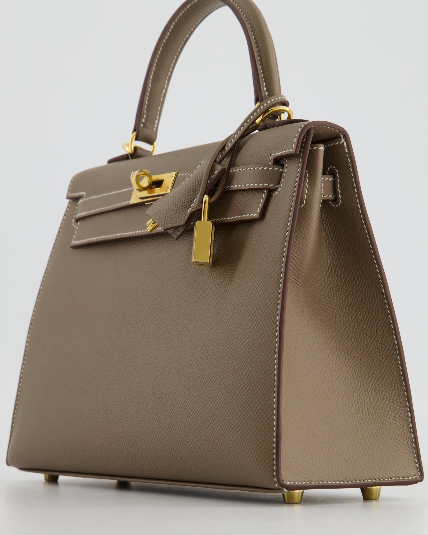 Hermes Kelly 25 Sellier Bag in Etoupe Epsom Leather and Gold Hardware - Product Image 12