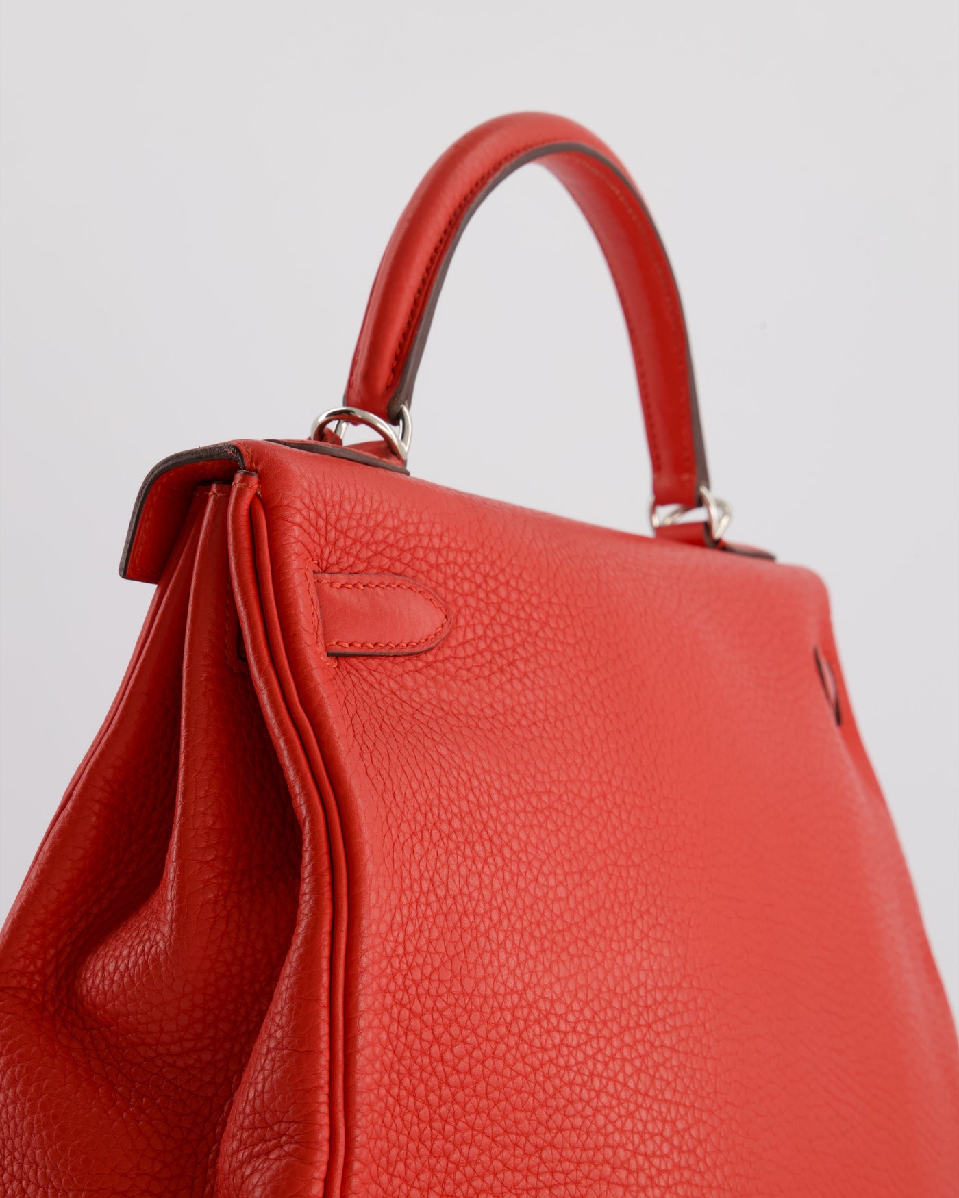 Hermes Kelly 32 Retourne Bag in Geranium Togo Leather and Palladium Hardware - Product Image 13