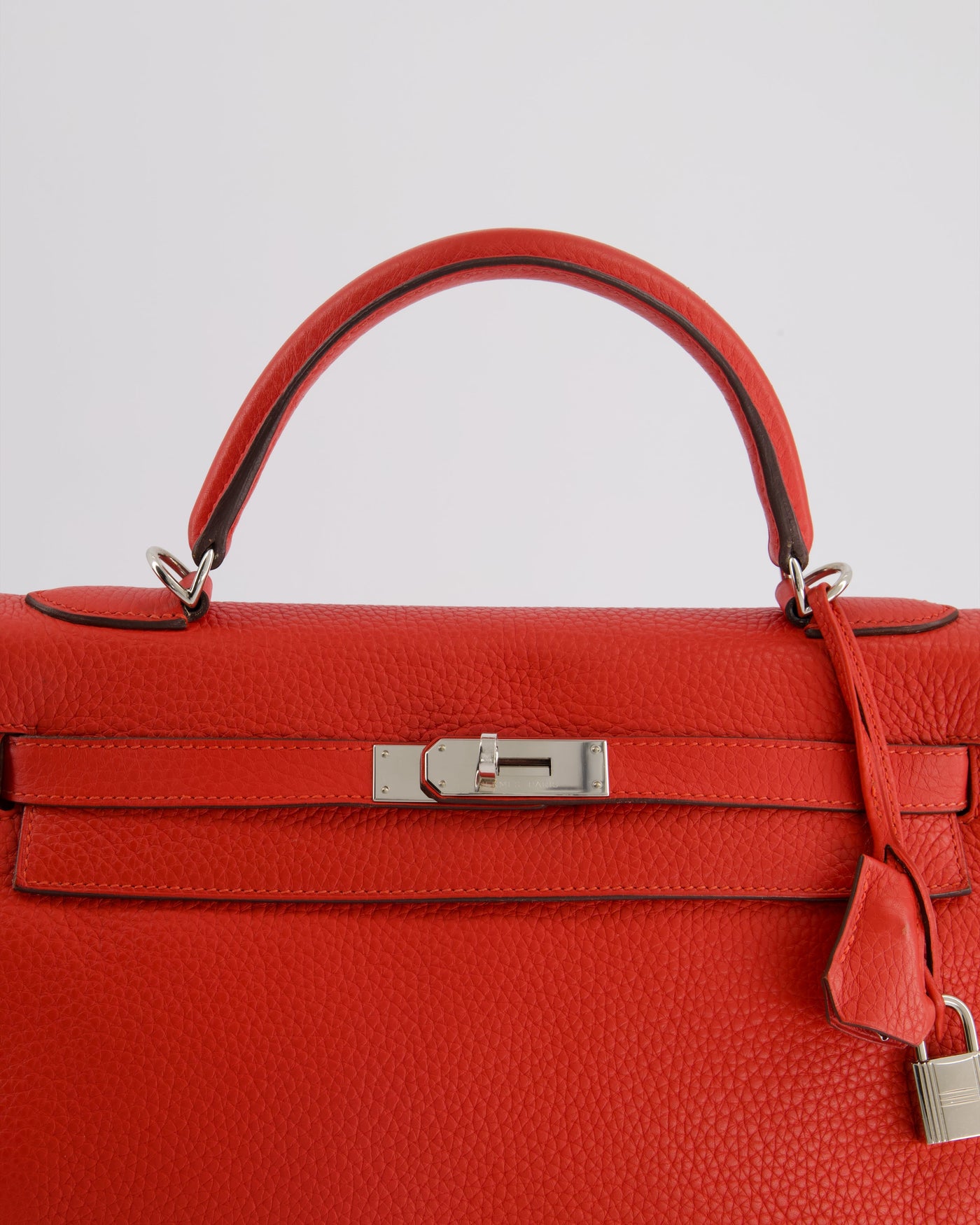 Hermes Kelly 32 Retourne Bag in Geranium Togo Leather and Palladium Hardware - Product Image 14