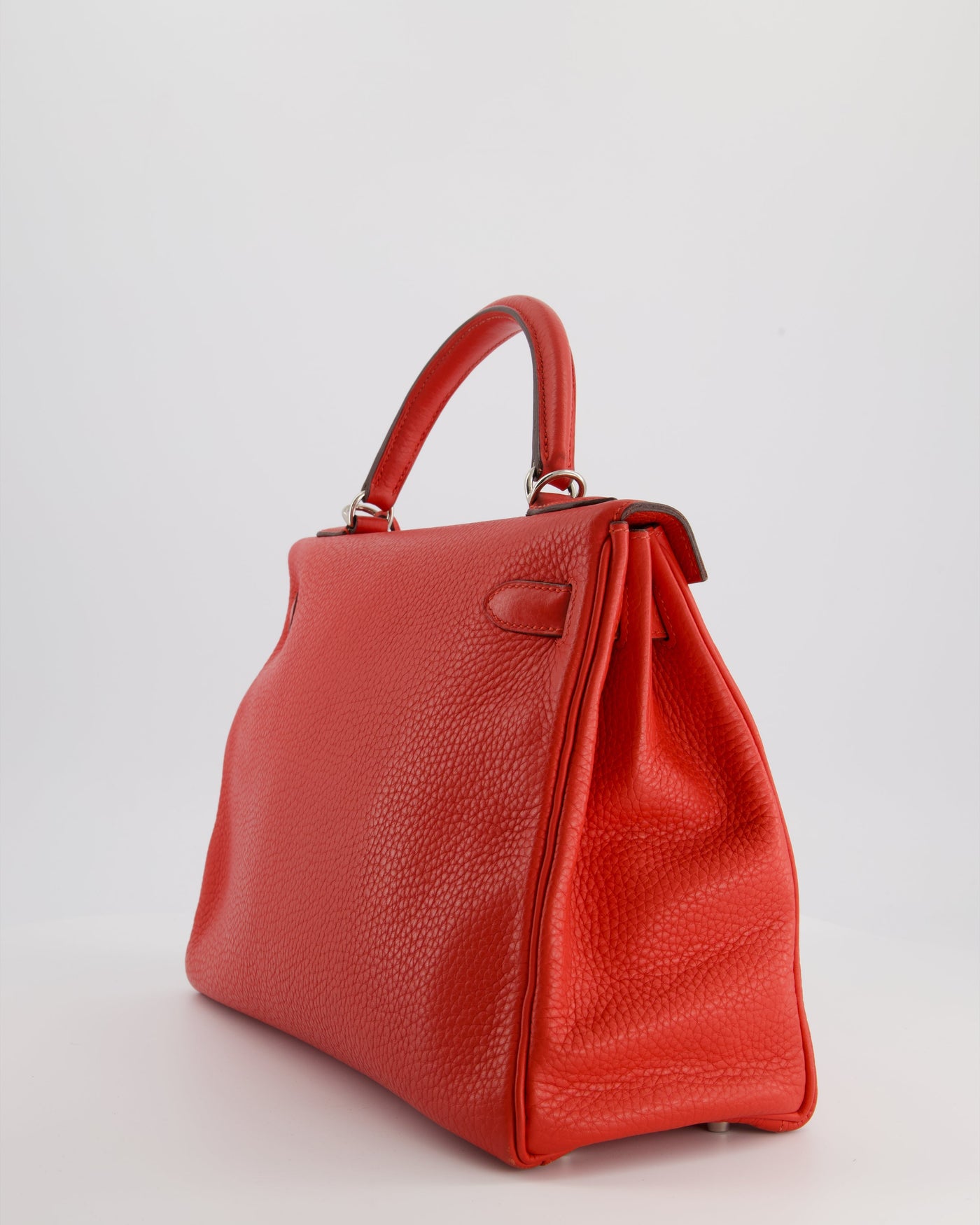 Hermes Kelly 32 Retourne Bag in Geranium Togo Leather and Palladium Hardware - Product Image 5
