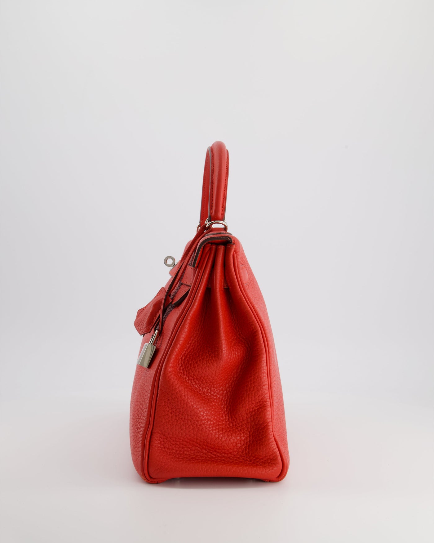 Hermes Kelly 32 Retourne Bag in Geranium Togo Leather and Palladium Hardware - Product Image 8