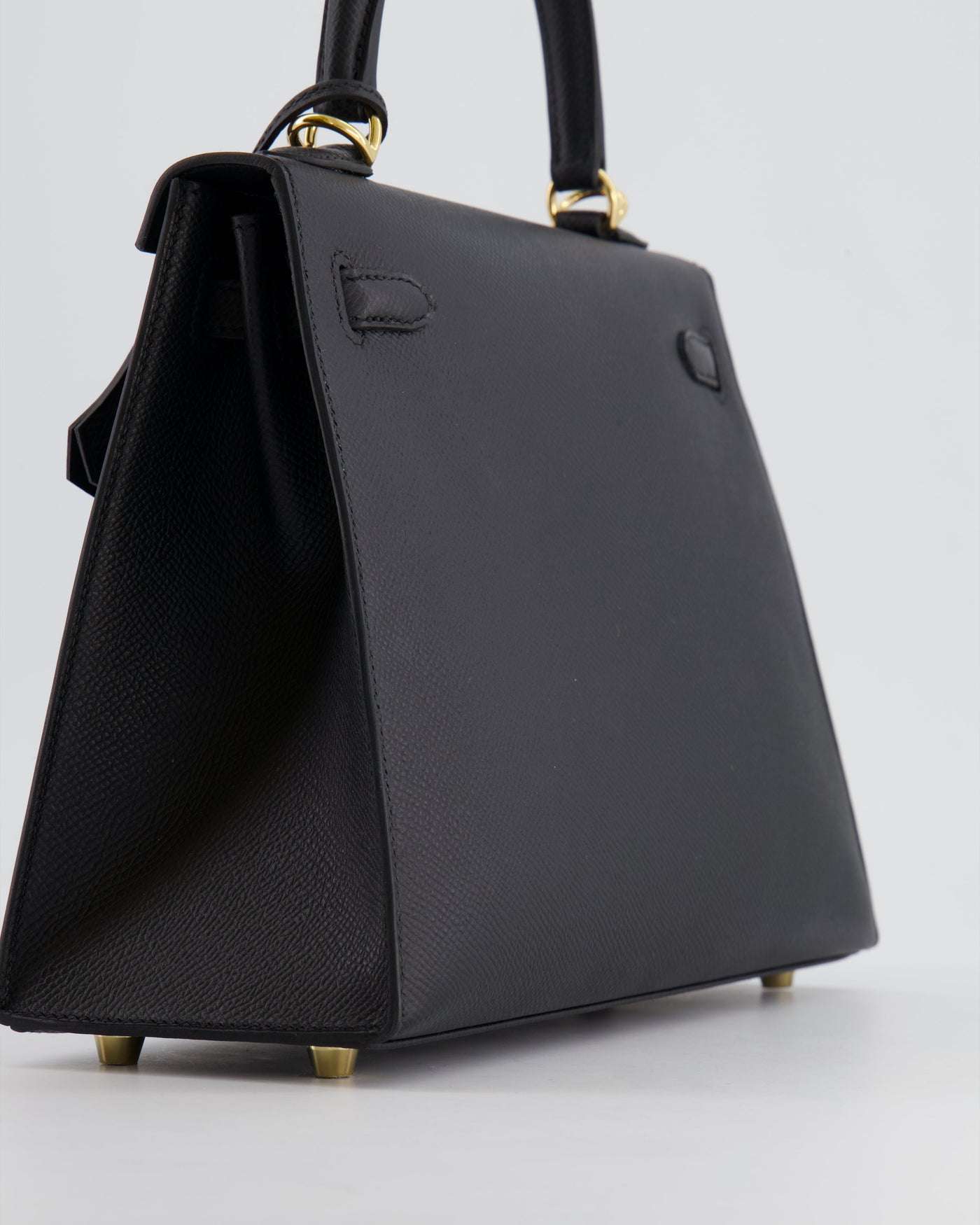Hermes Kelly 25 Sellier Bag in Noir Epsom Leather with Gold Hardware - Product Image 14