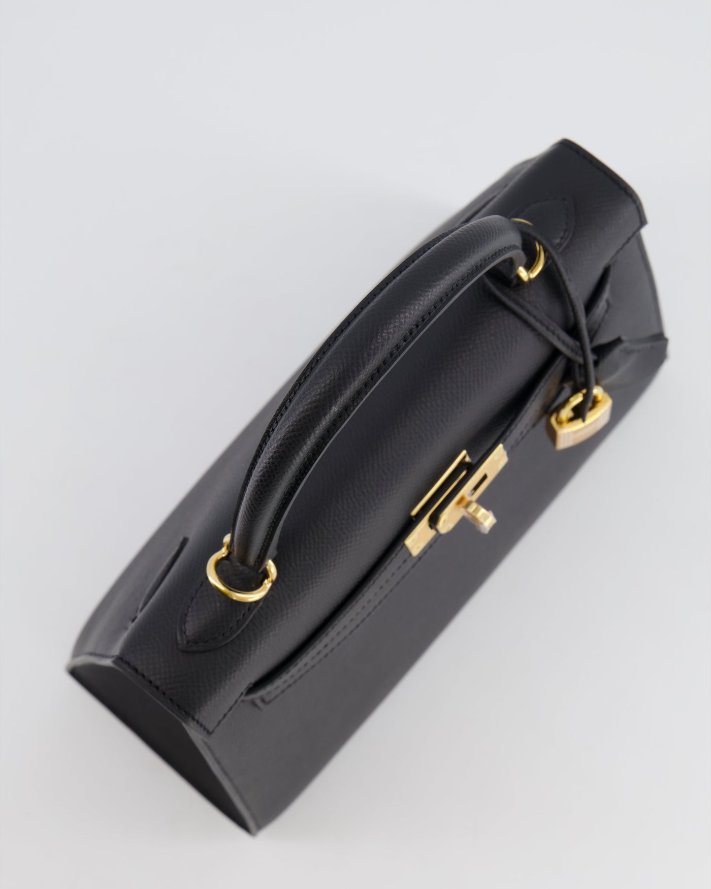 Hermes Kelly 25 Sellier Bag in Noir Epsom Leather with Gold Hardware - Product Image 18