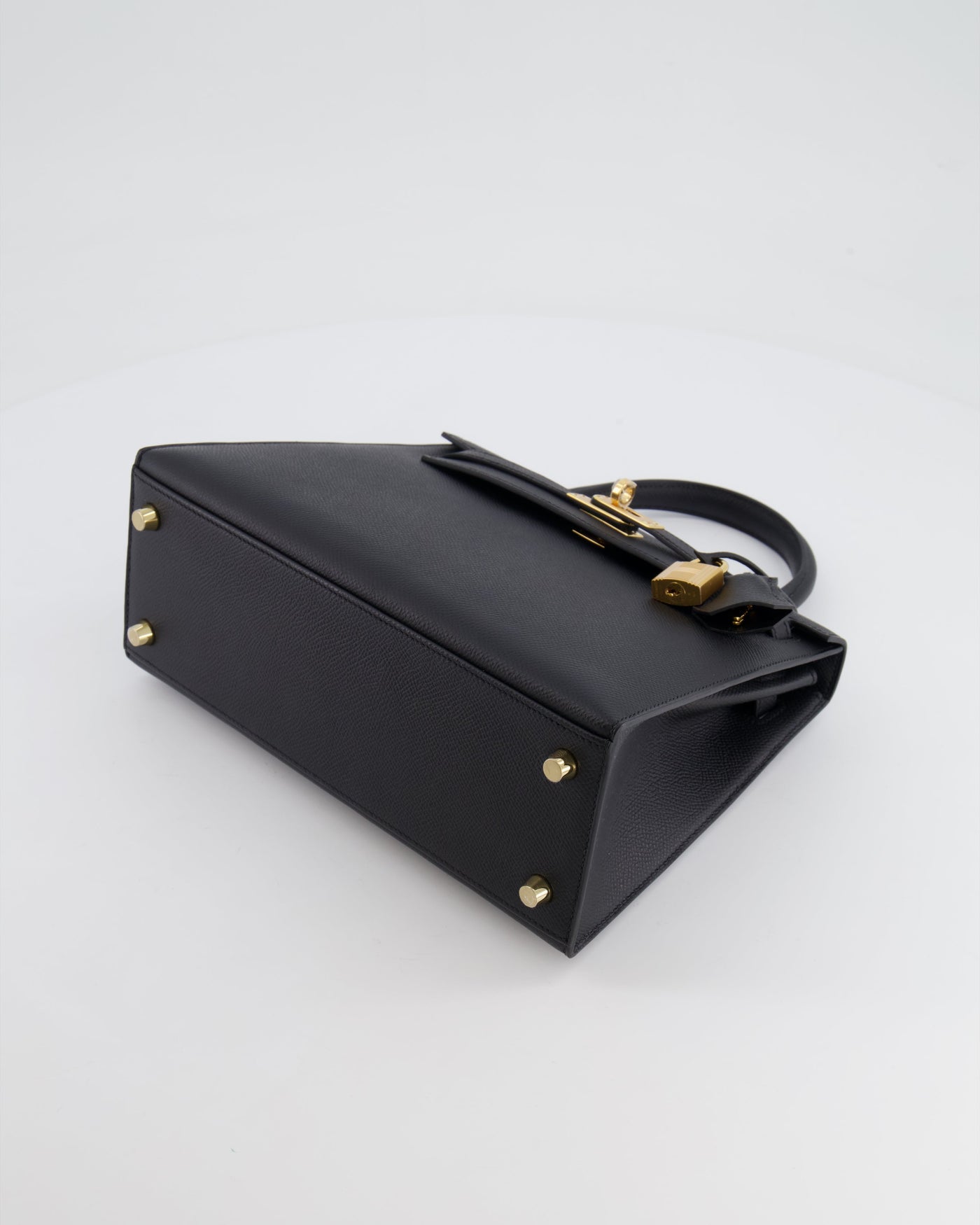 Hermes Kelly 25 Sellier Bag in Noir Epsom Leather with Gold Hardware - Product Image 20