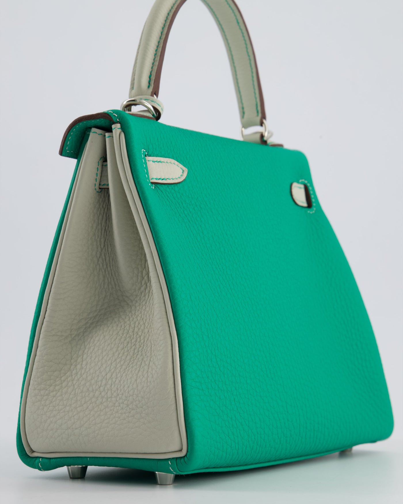 *SUPER RARE* Hermes HSS Kelly 25 Retourne Bag in Vert Vertigo & Gris Perle Togo Leather with Palladium Hardware & Contrast Stitching - Product Image 13