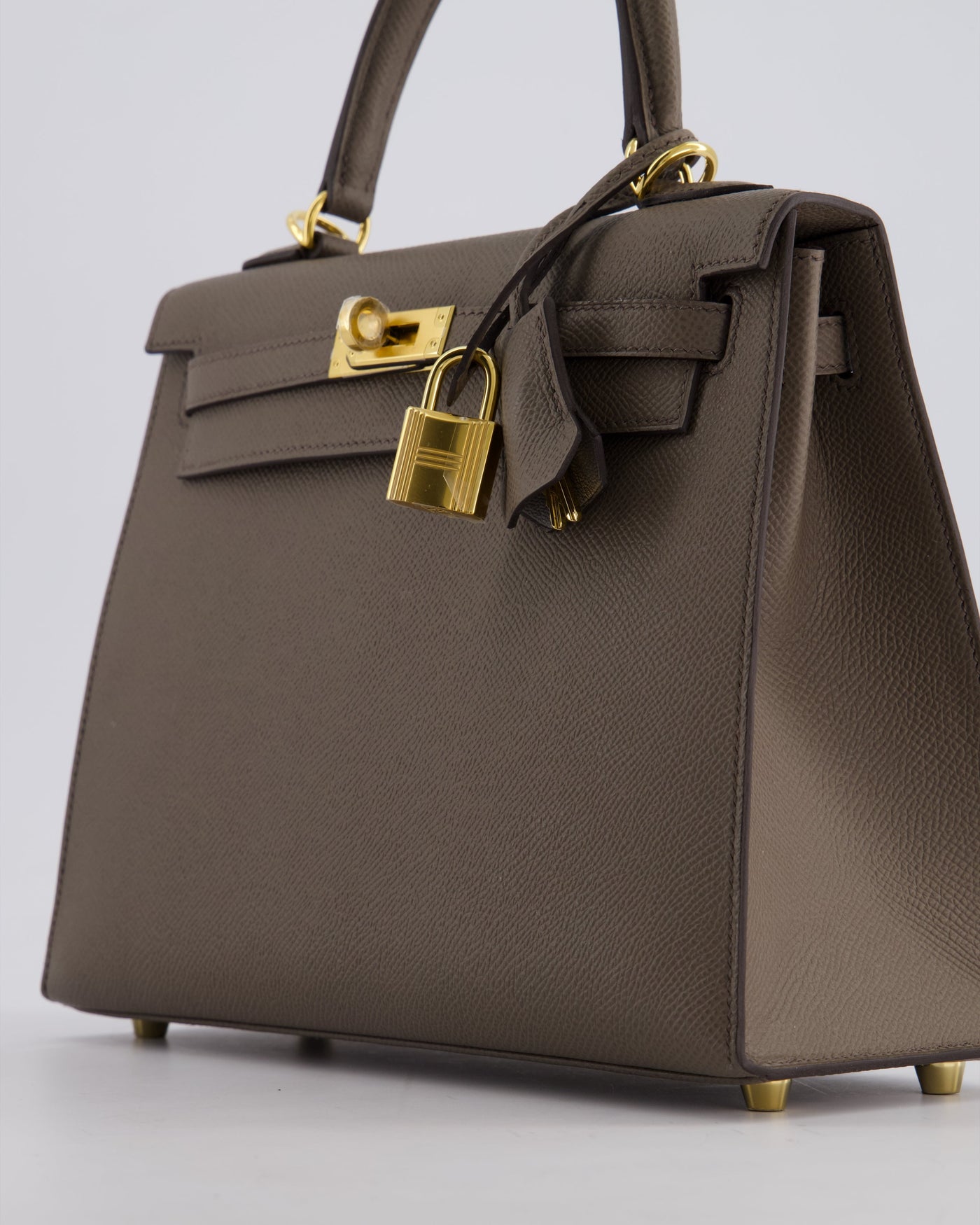 *RARE* Hermes Kelly 25 Sellier Bag in Gris Etain Epsom Leather with Gold Hardware - Product Image 12