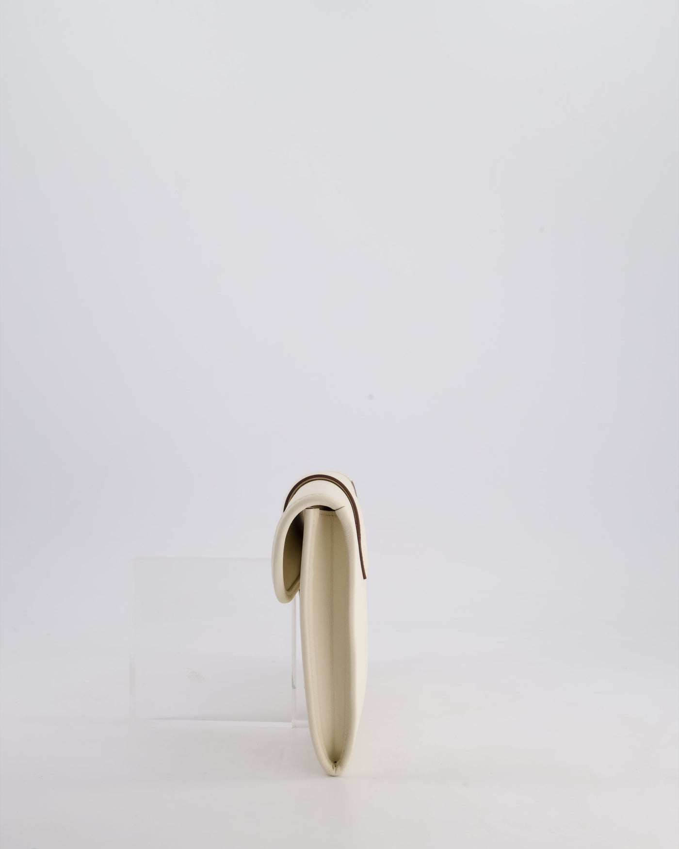Hermes Jige Elan 29cm Clutch Bag in Nata Evercolour Leather - Product Image 9