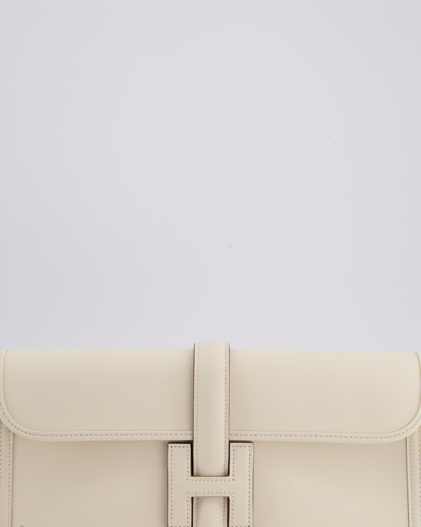 Hermes Jige Elan 29cm Clutch Bag in Nata Evercolour Leather - Product Image 15