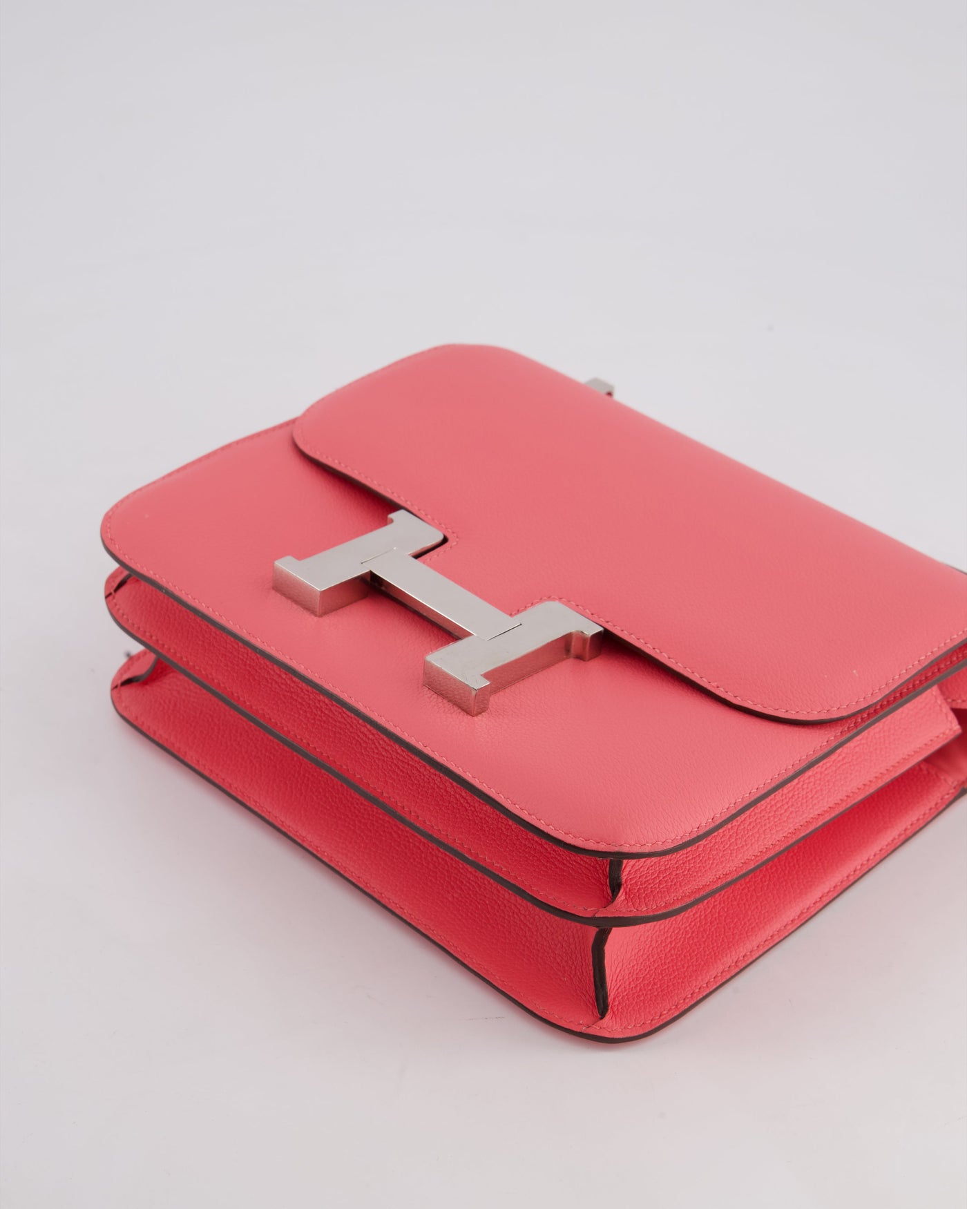 *HOT* Hermes Constance III 24 Bag in Rose Azalee Evercolour Leather with Palladium Hardware - Product Image 19