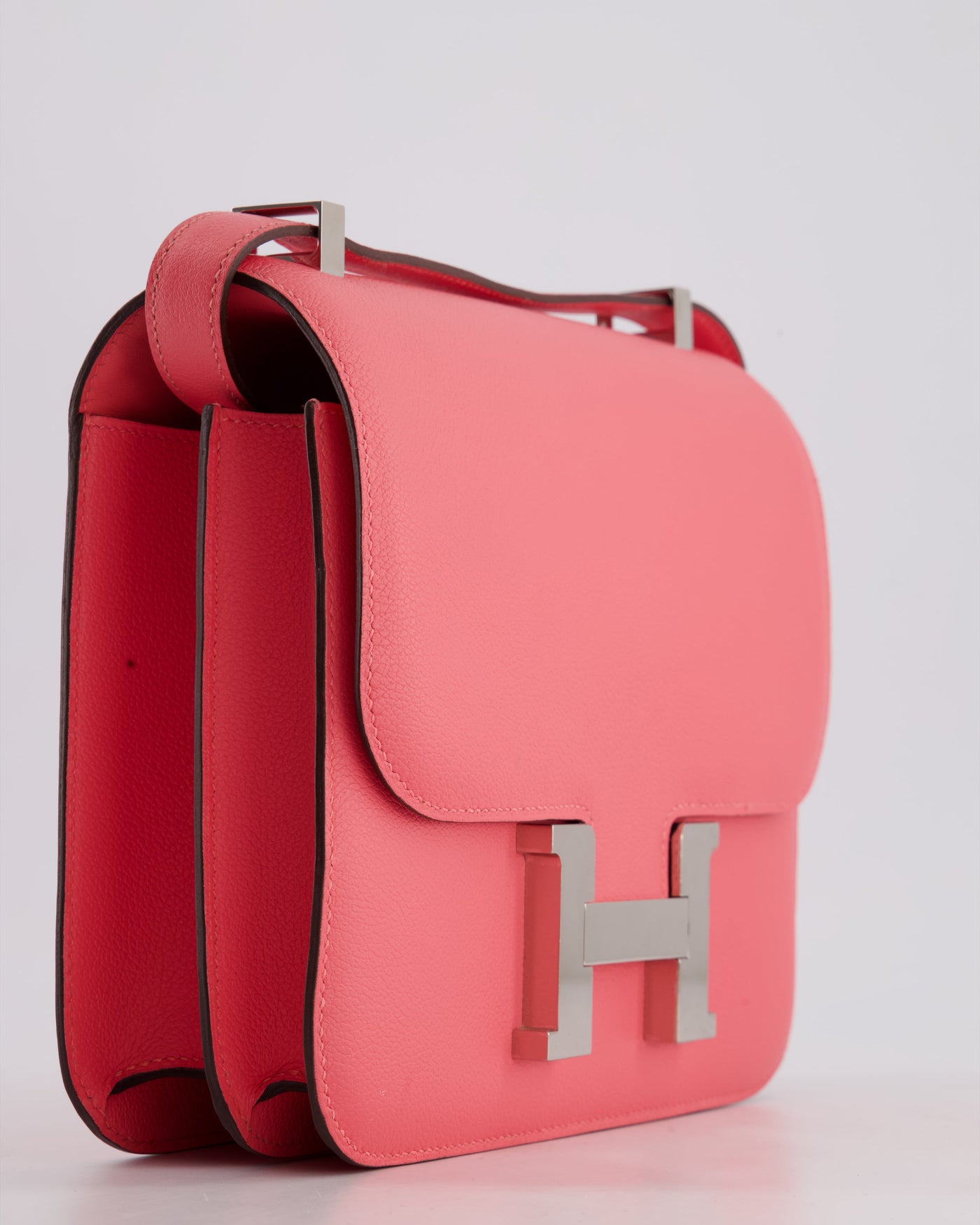 *HOT* Hermes Constance III 24 Bag in Rose Azalee Evercolour Leather with Palladium Hardware - Product Image 10