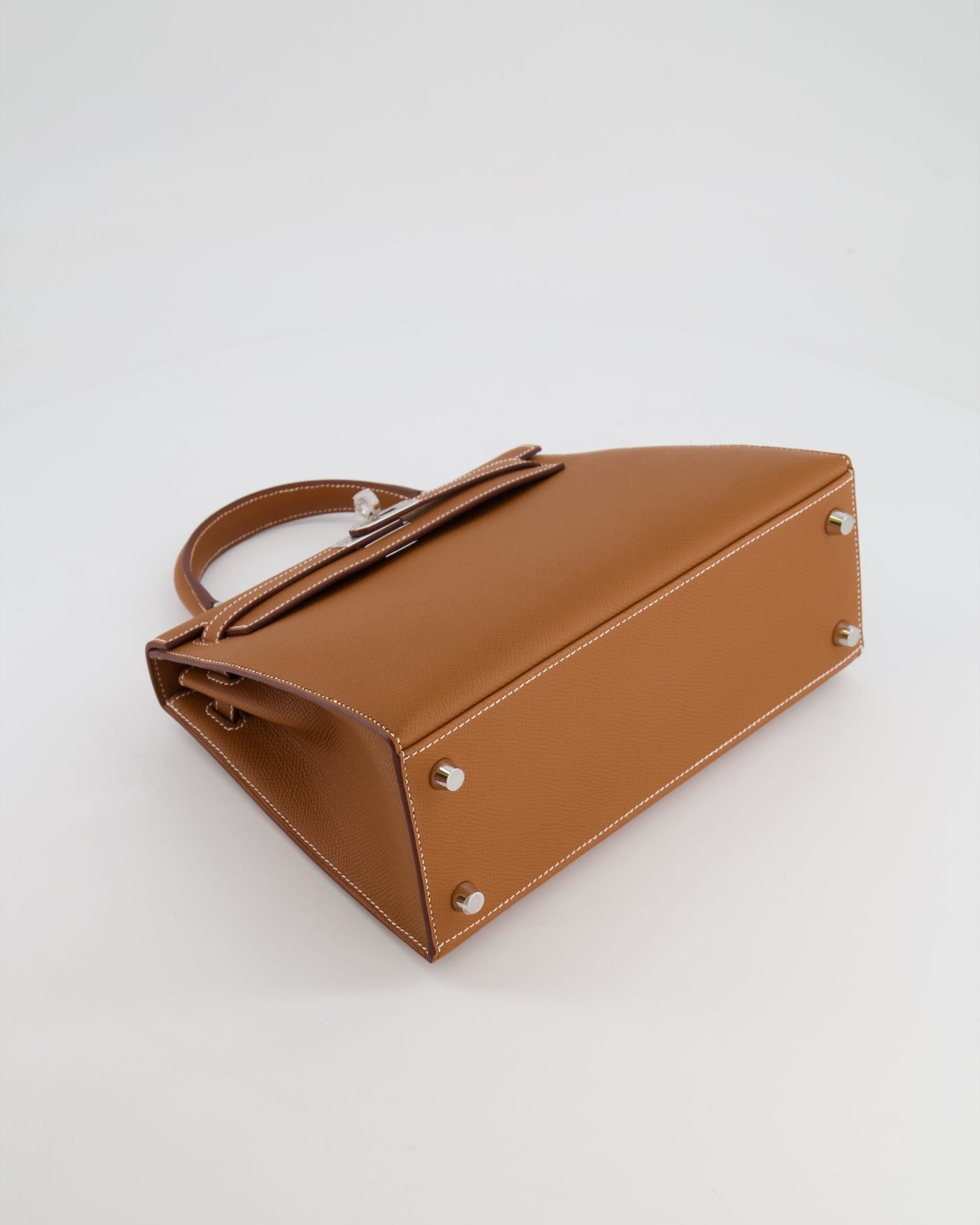 Hermes Kelly 25 Sellier Bag in Gold Epsom Leather with Palladium Hardware - Product Image 18