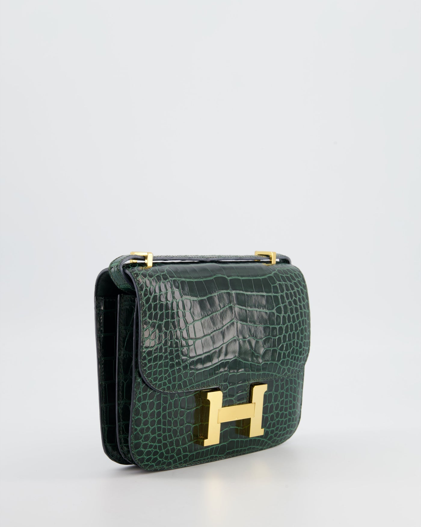 Hermes Constance III 18 Bag in Shiny Alligator Vert Fonce with Gold Hardware - Product Image 4