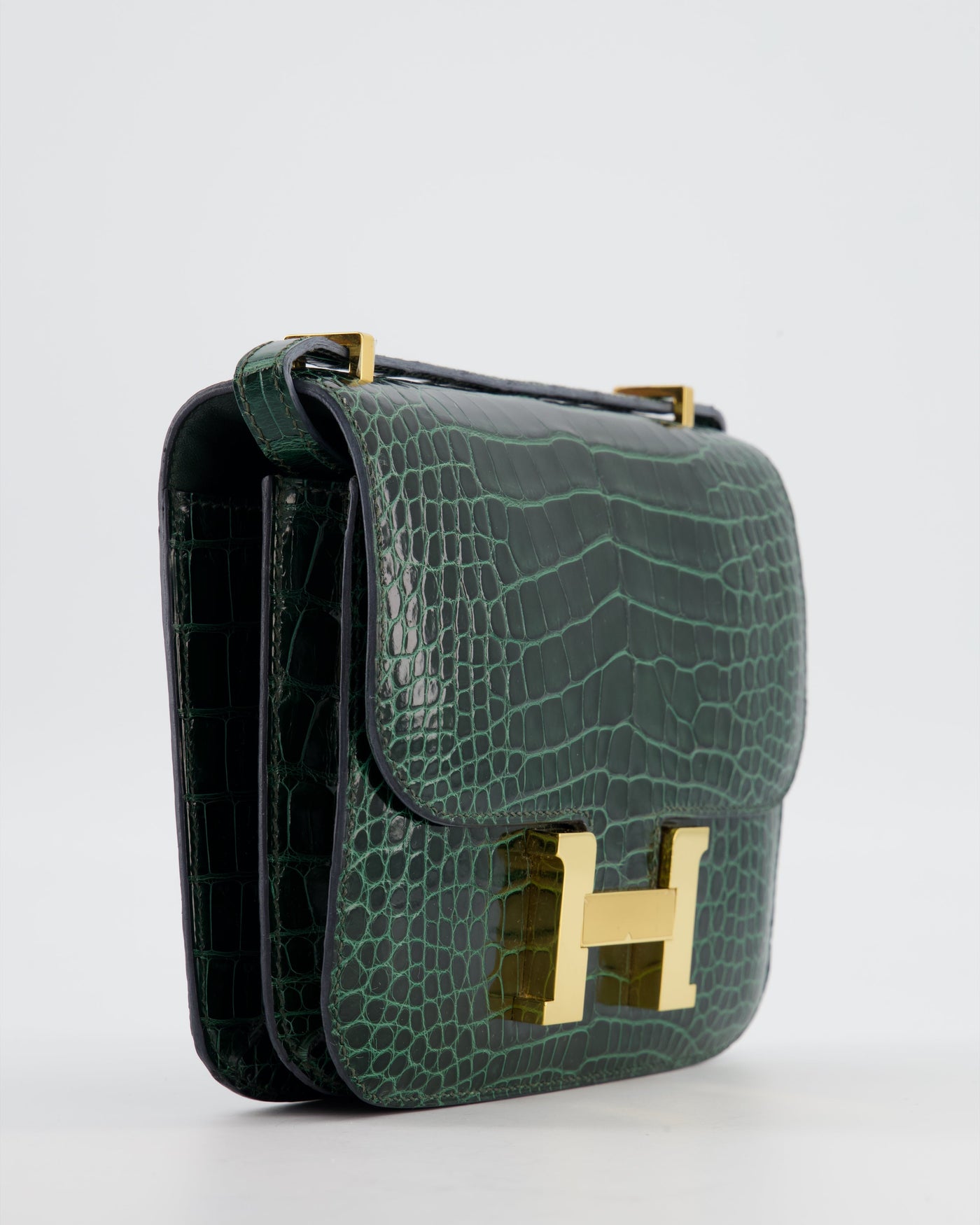 Hermes Constance III 18 Bag in Shiny Alligator Vert Fonce with Gold Hardware - Product Image 11