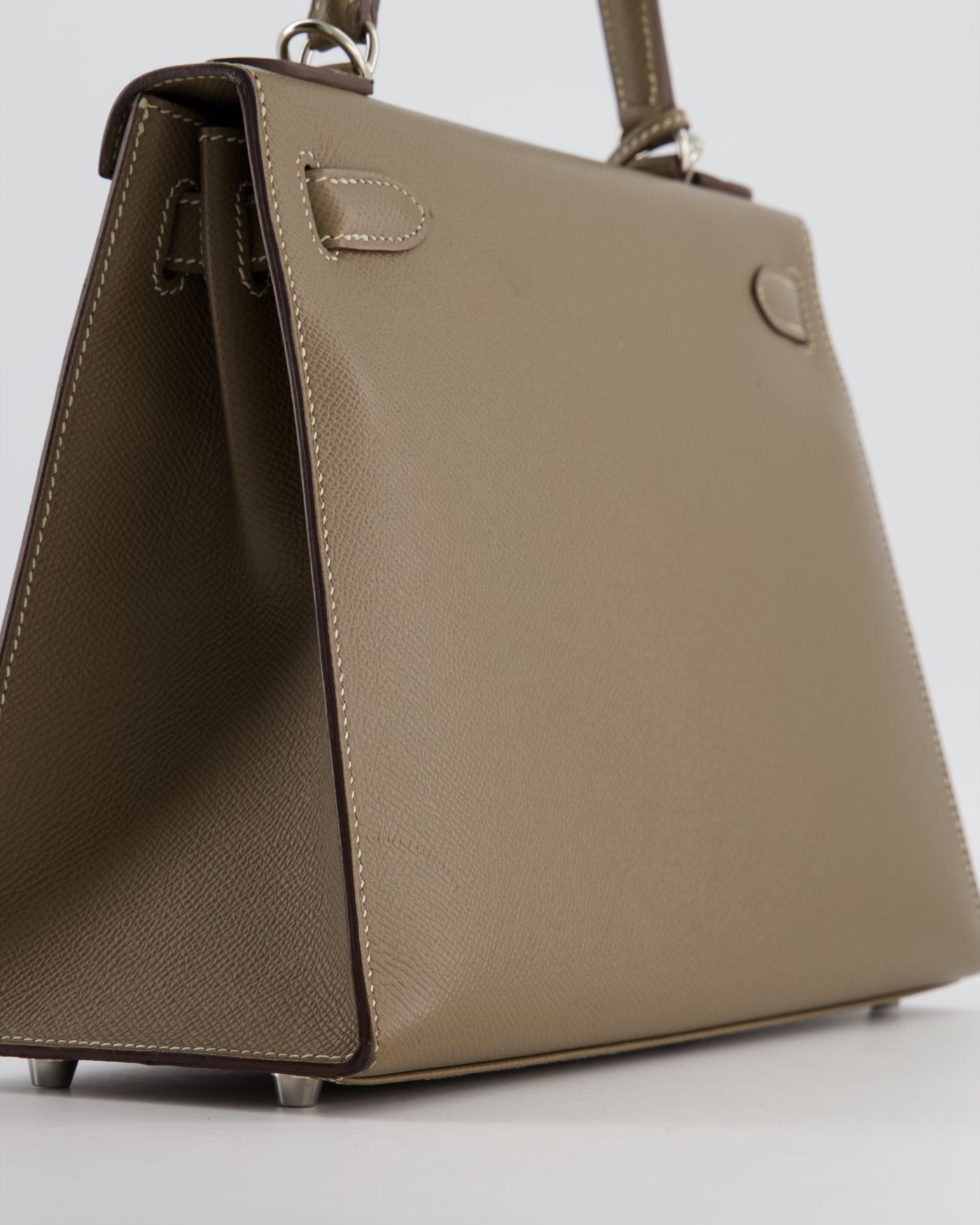 Hermes Kelly 28 Sellier Bag in Etoupe Epsom Leather with Palladium Hardware - Product Image 13
